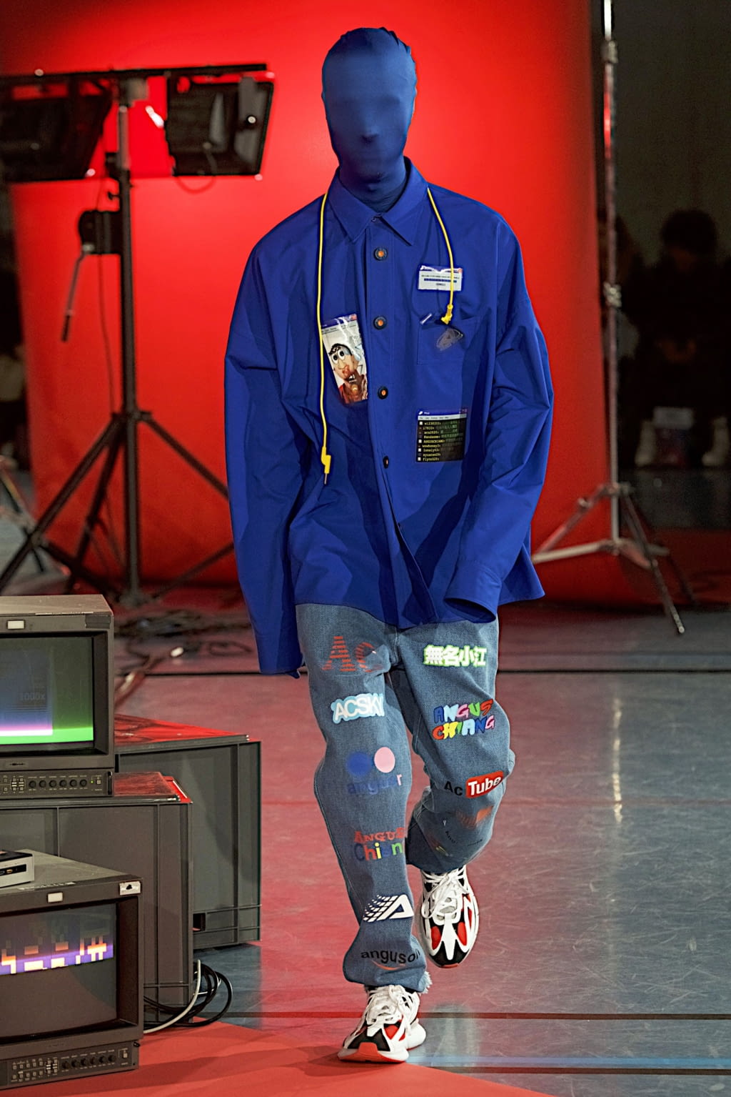 Fashion Week Paris Fall/Winter 2020 look 31 from the Angus Chiang collection menswear