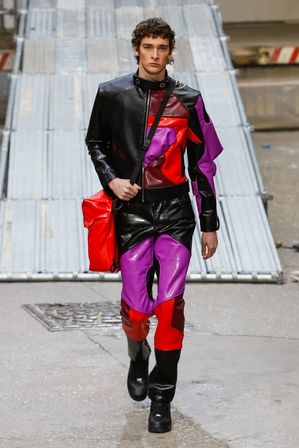 Fashion Week Paris Fall/Winter 2018 look 24 from the Angus Chiang collection menswear