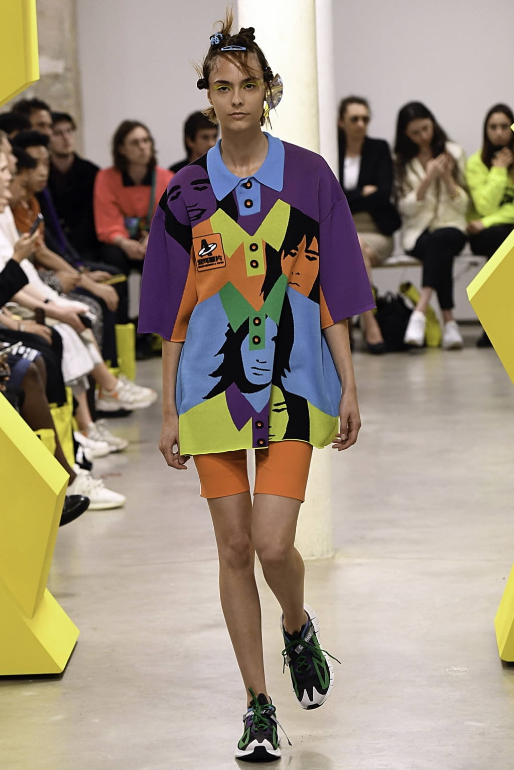 Fashion Week Paris Spring/Summer 2020 look 30 de la collection Angus Chiang menswear