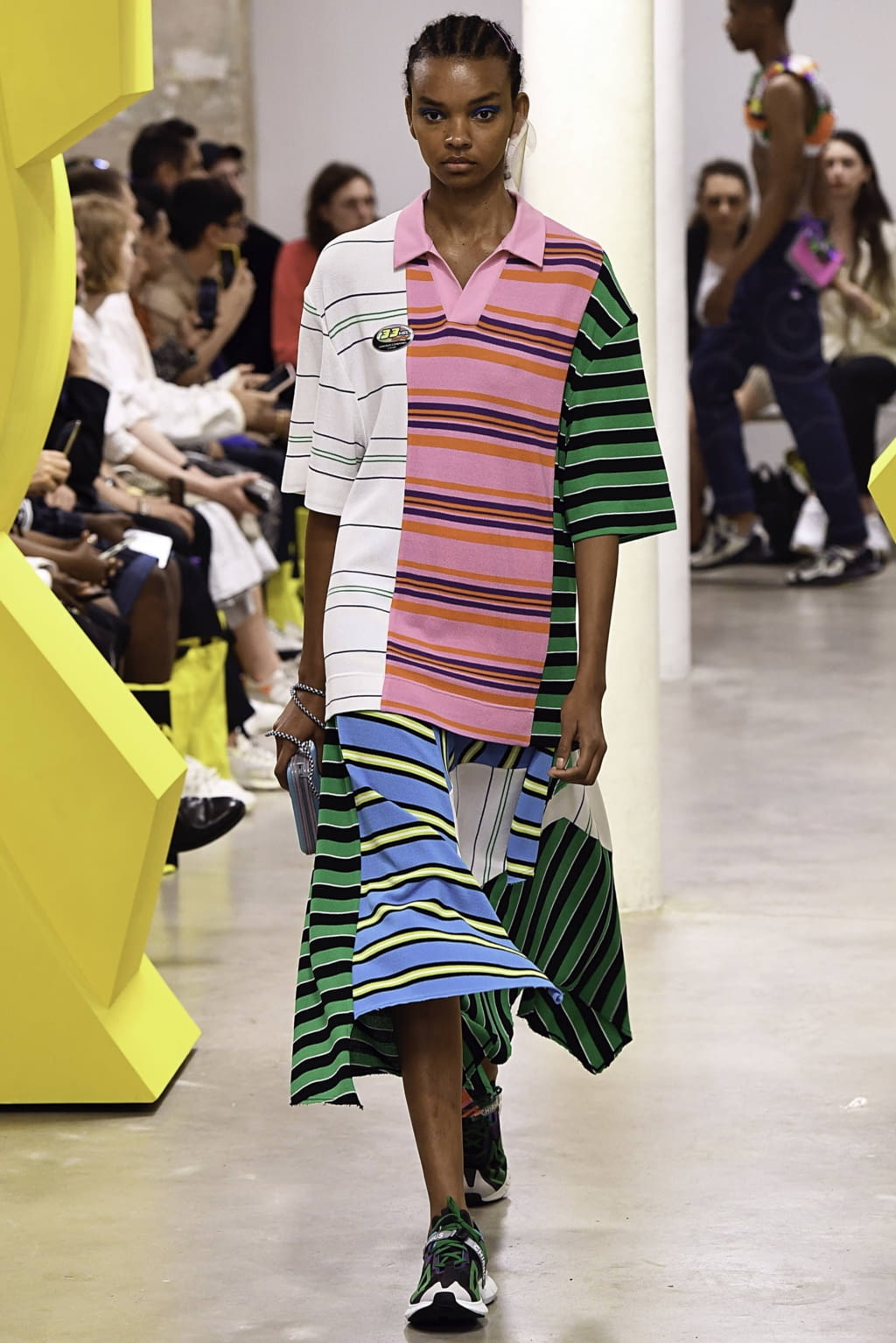 Fashion Week Paris Spring/Summer 2020 look 37 from the Angus Chiang collection menswear