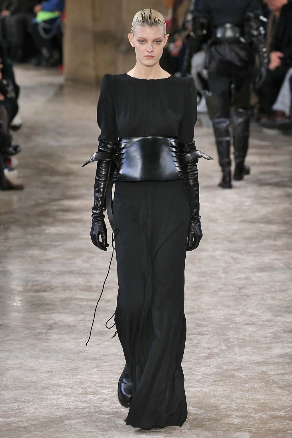 Fashion Week Paris Fall/Winter 2018 look 10 from the Ann Demeulemeester collection womenswear