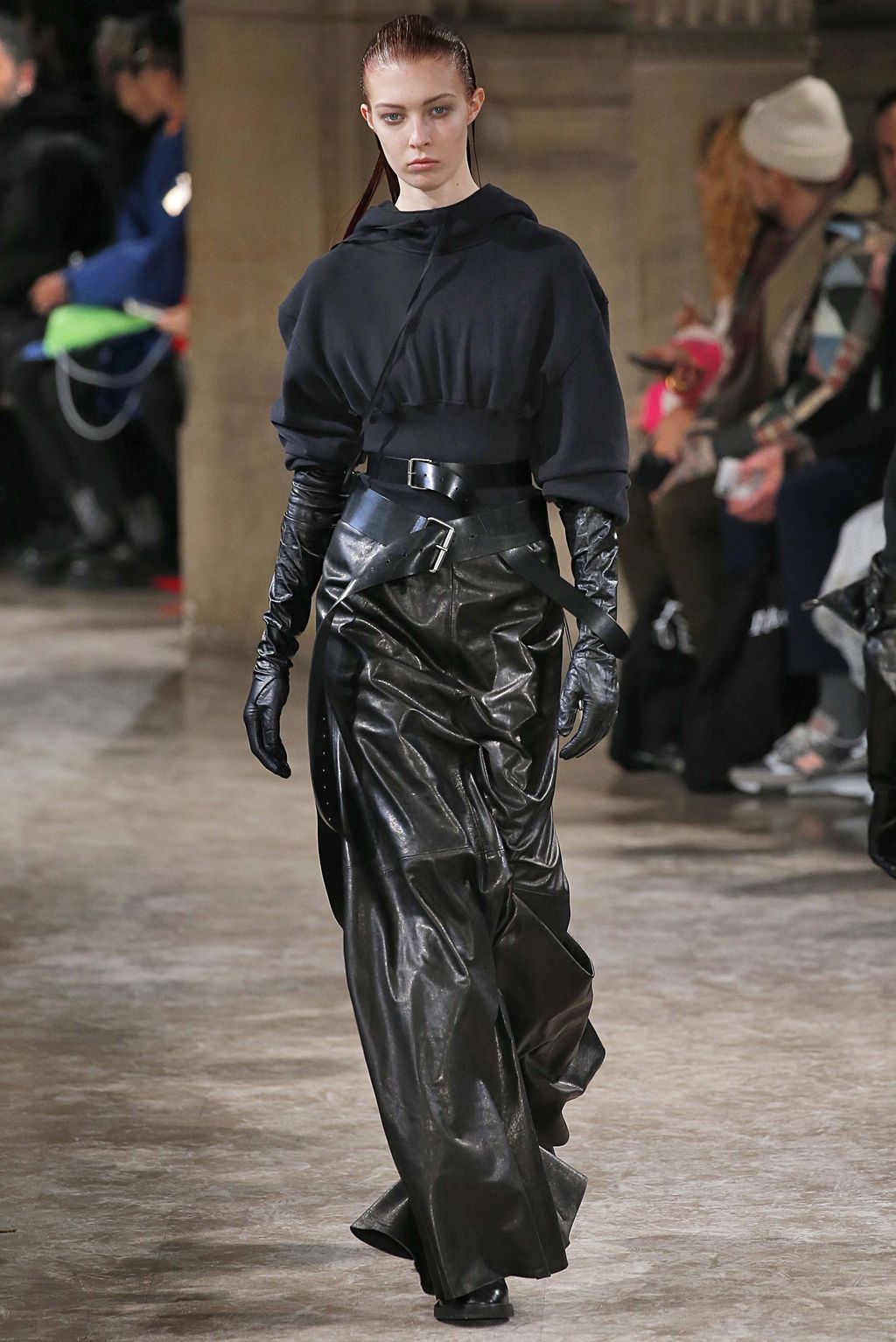 Fashion Week Paris Fall/Winter 2018 look 11 from the Ann Demeulemeester collection womenswear