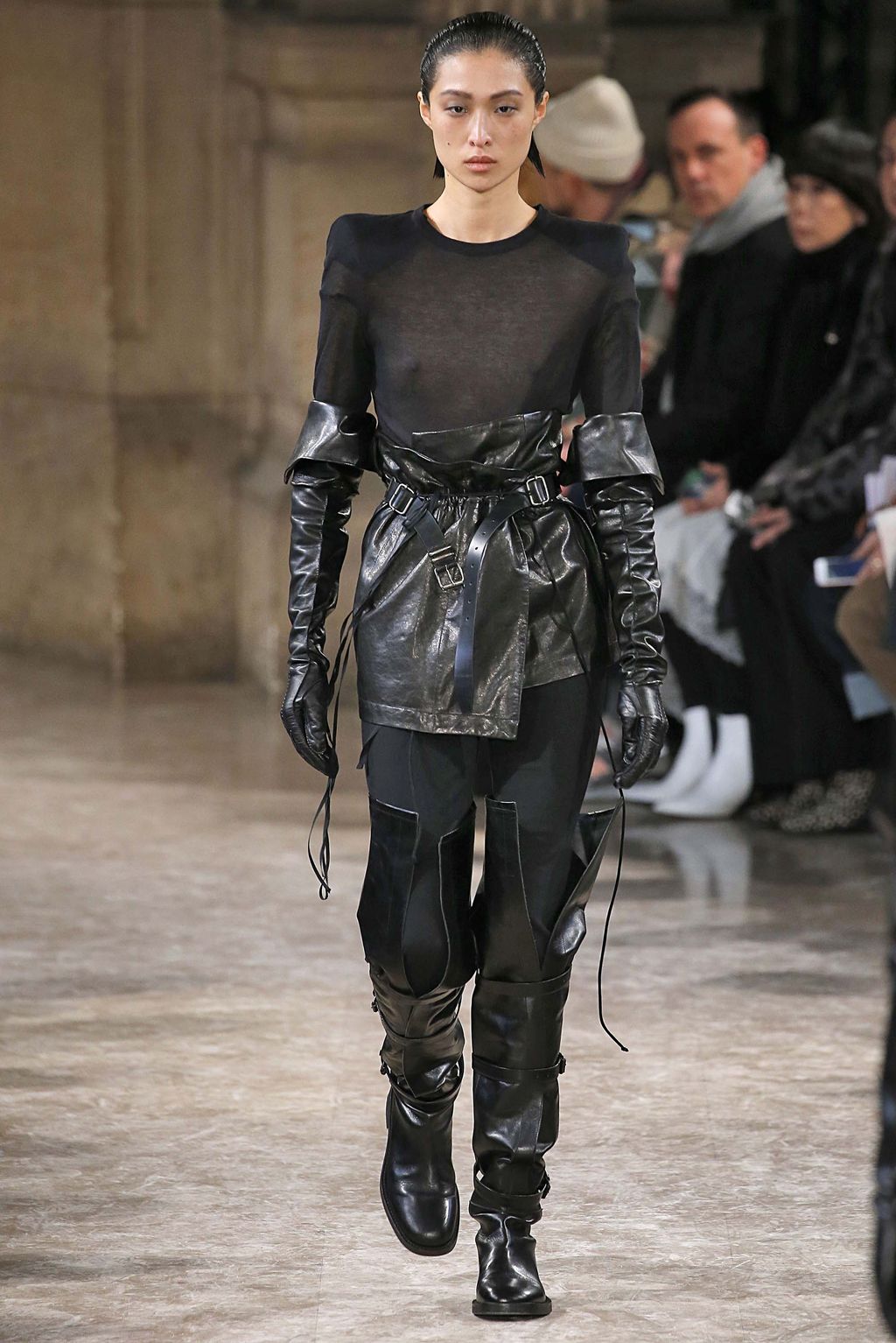 Fashion Week Paris Fall/Winter 2018 look 15 from the Ann Demeulemeester collection womenswear
