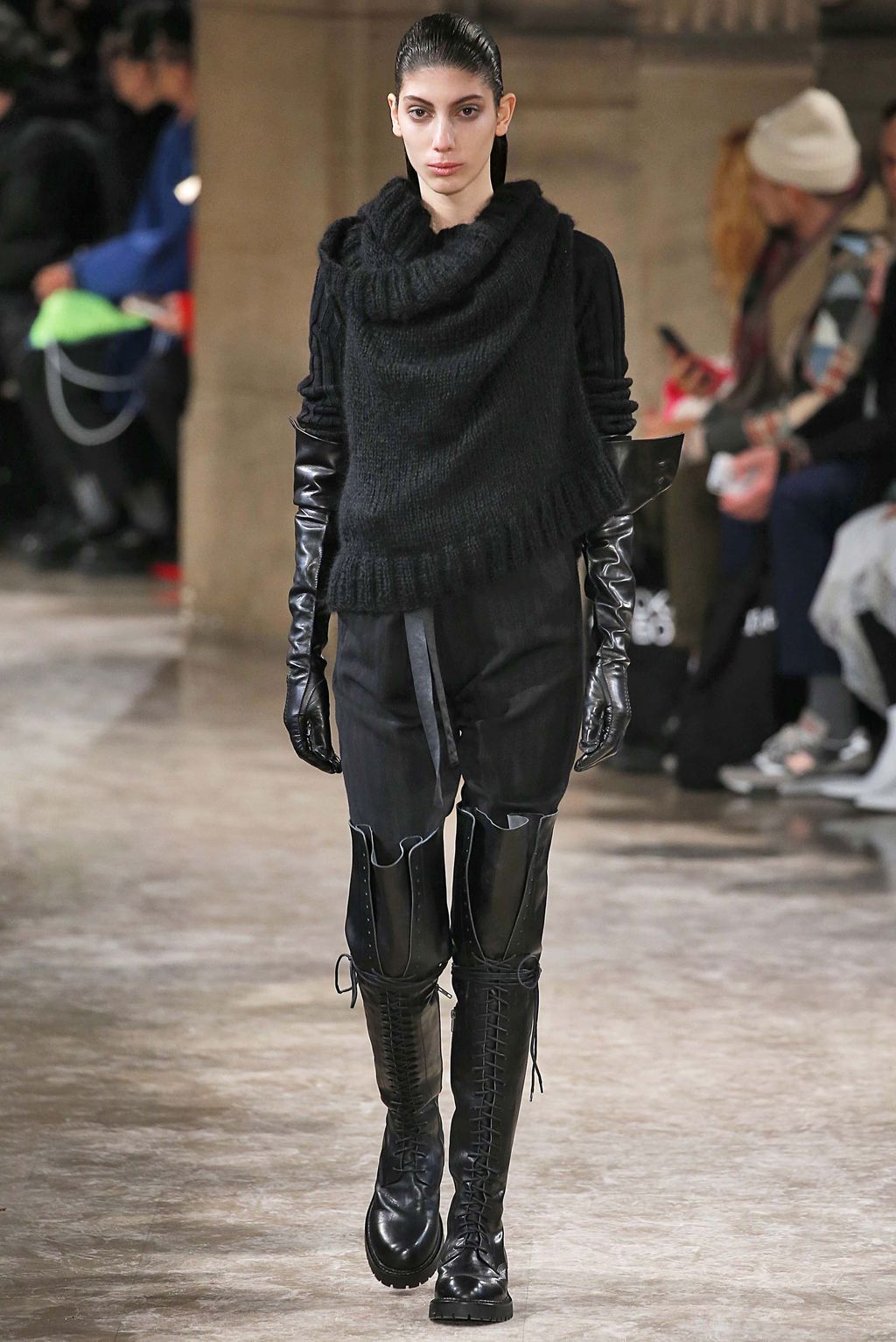 Fashion Week Paris Fall/Winter 2018 look 29 from the Ann Demeulemeester collection womenswear
