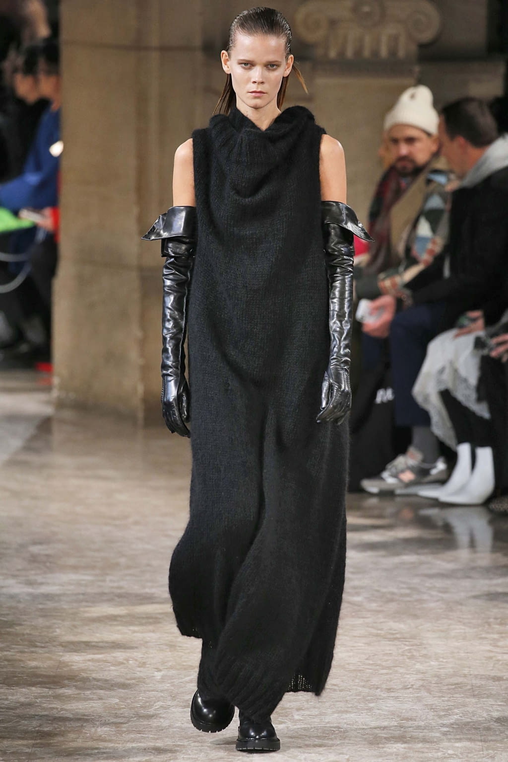 Fashion Week Paris Fall/Winter 2018 look 30 from the Ann Demeulemeester collection womenswear