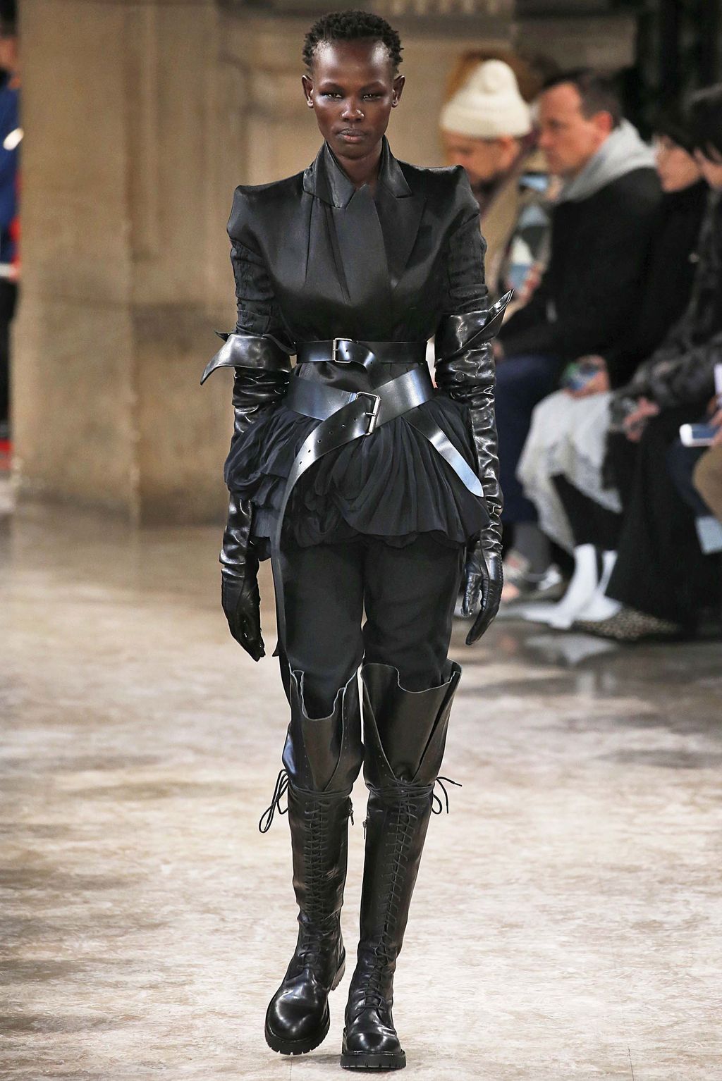 Fashion Week Paris Fall/Winter 2018 look 36 from the Ann Demeulemeester collection womenswear