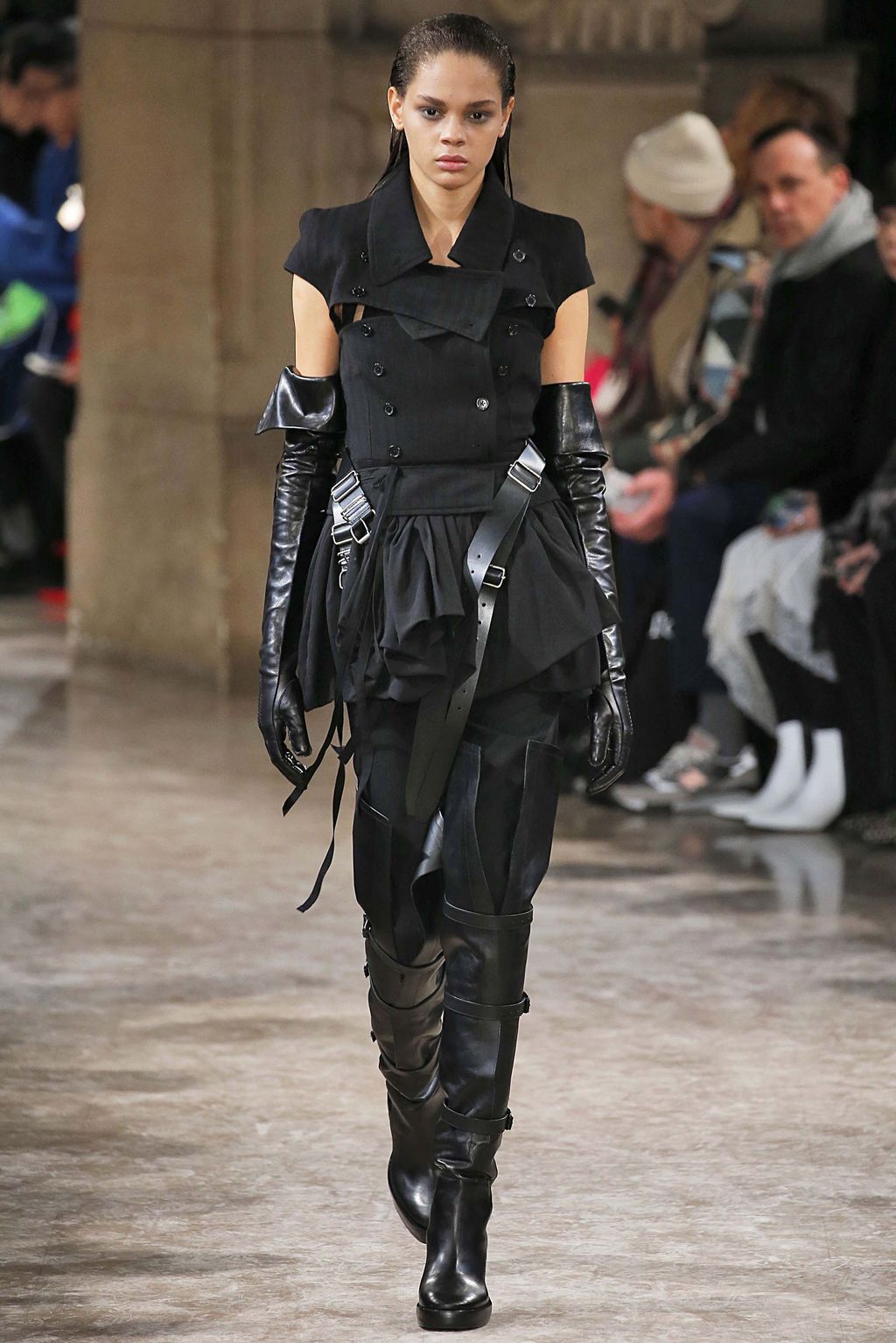 Fashion Week Paris Fall/Winter 2018 look 41 from the Ann Demeulemeester collection womenswear