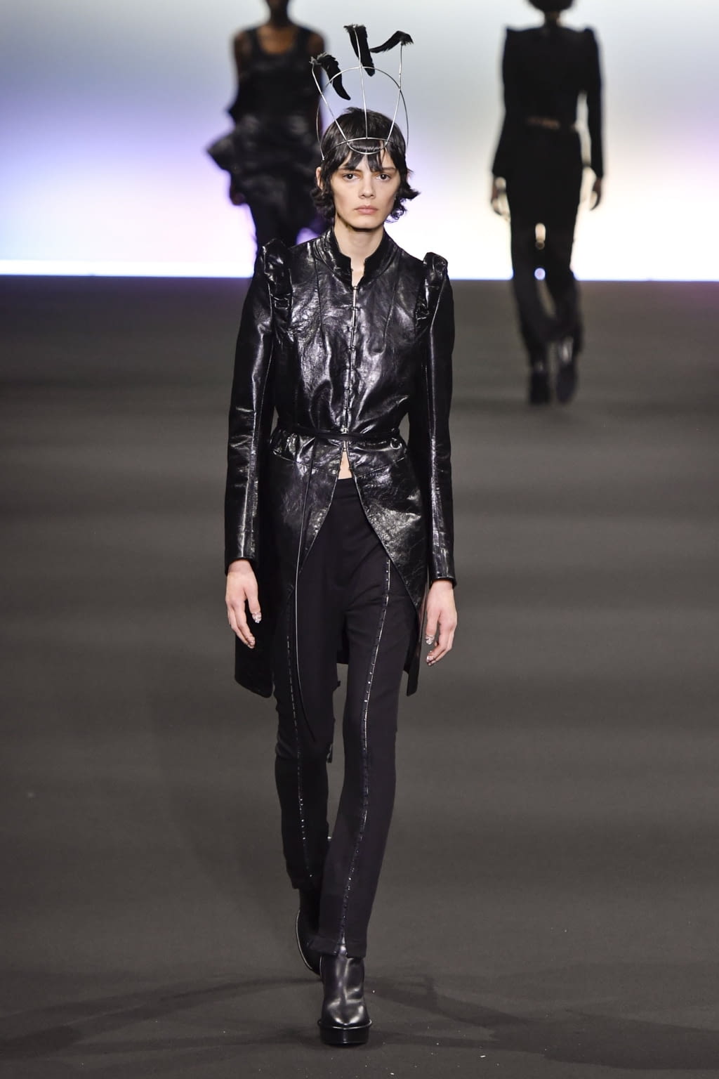 Fashion Week Paris Fall/Winter 2020 look 7 de la collection Ann Demeulemeester womenswear