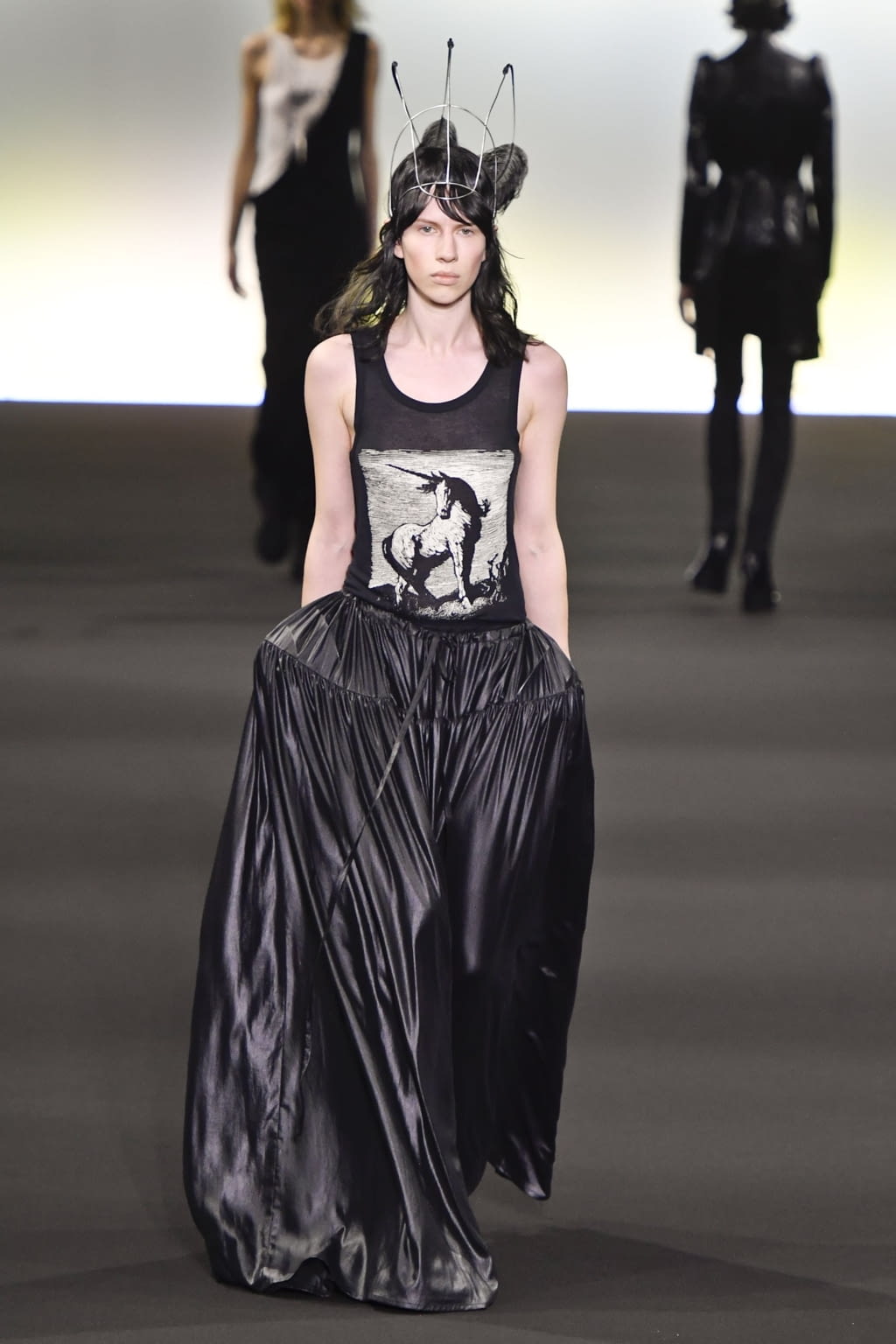 Fashion Week Paris Fall/Winter 2020 look 9 from the Ann Demeulemeester collection 女装