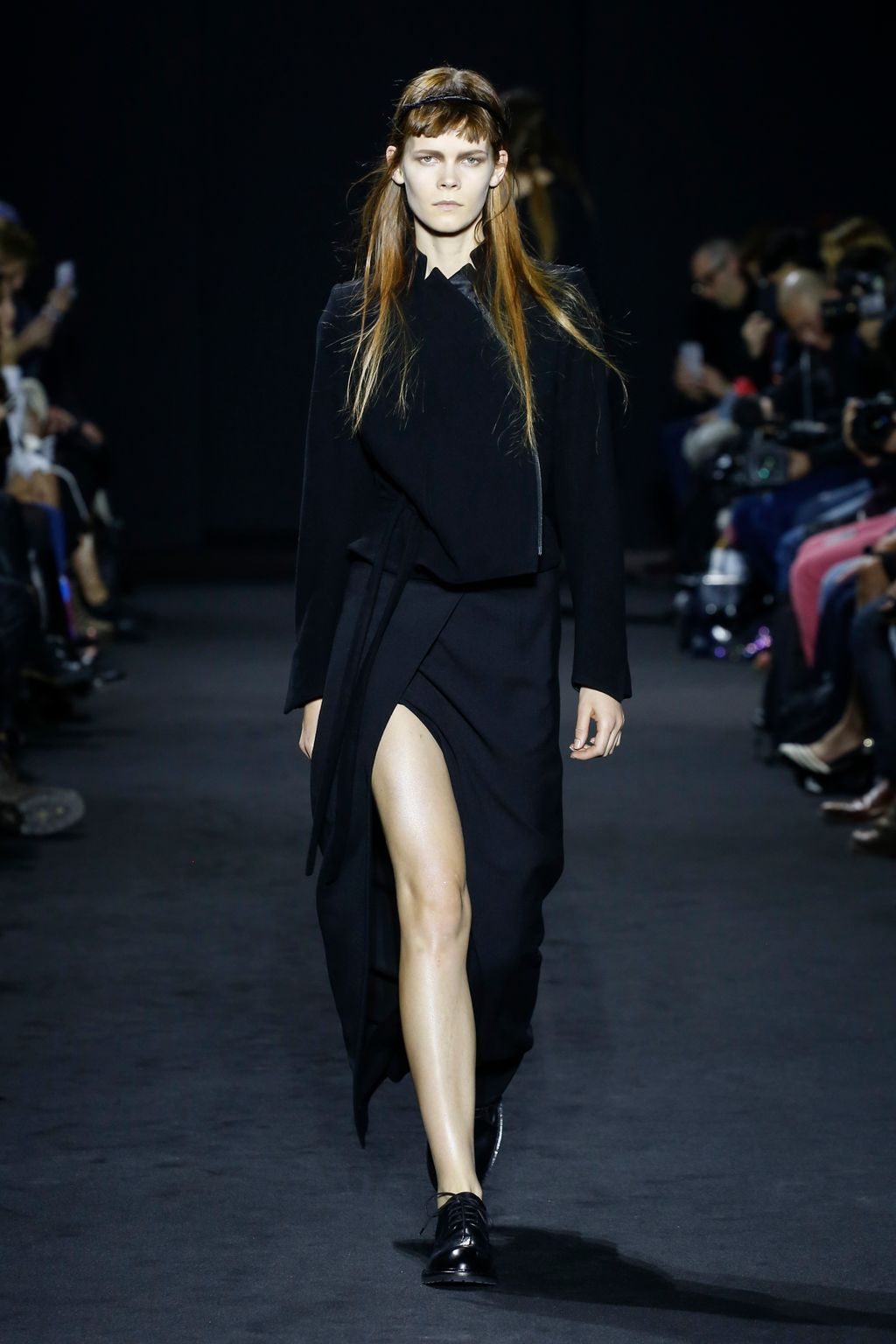 Fashion Week Paris Fall/Winter 2016 look 16 from the Ann Demeulemeester collection 女装