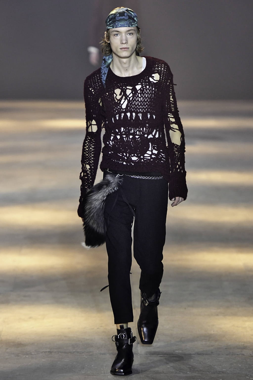 Fashion Week Paris Fall/Winter 2019 look 13 from the Ann Demeulemeester collection 男装