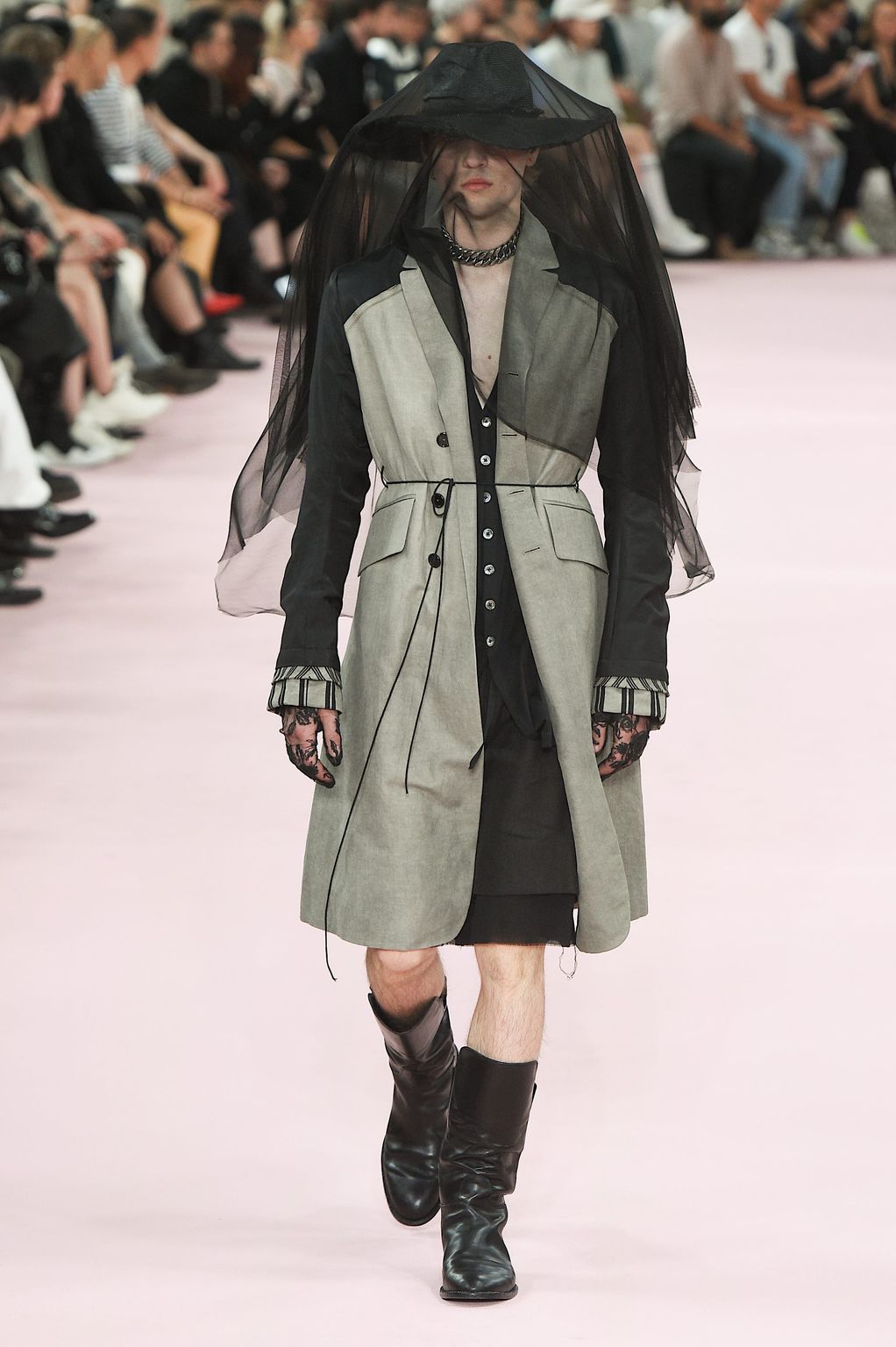 Fashion Week Paris Spring/Summer 2019 look 36 de la collection Ann Demeulemeester menswear