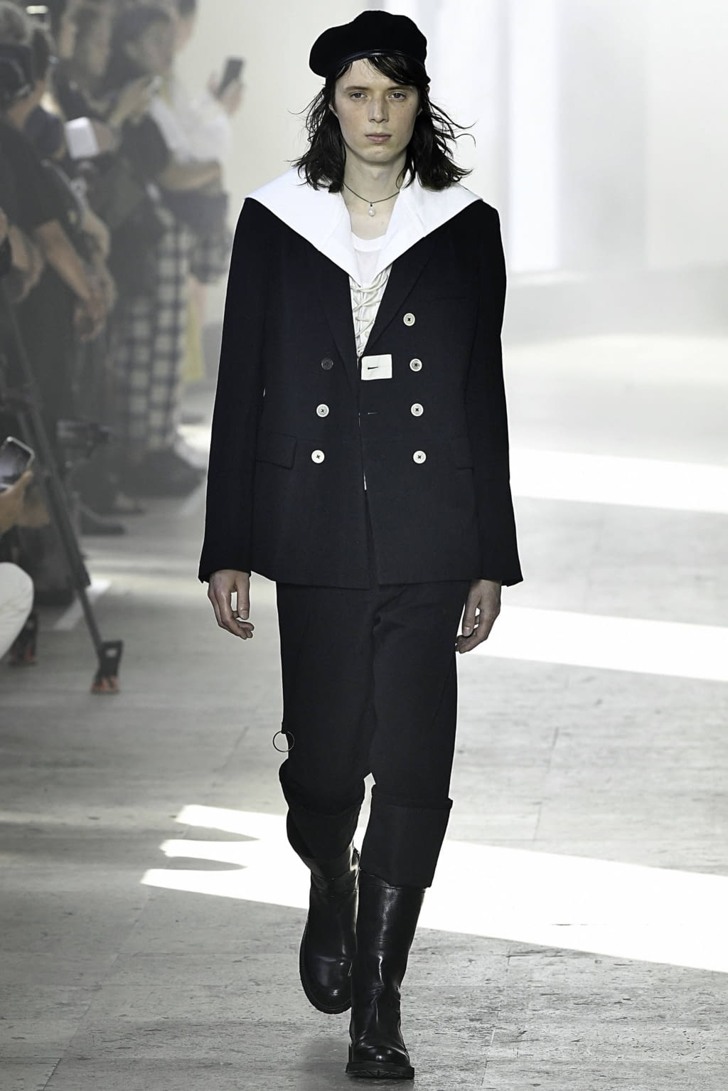 Fashion Week Paris Spring/Summer 2020 look 3 from the Ann Demeulemeester collection menswear