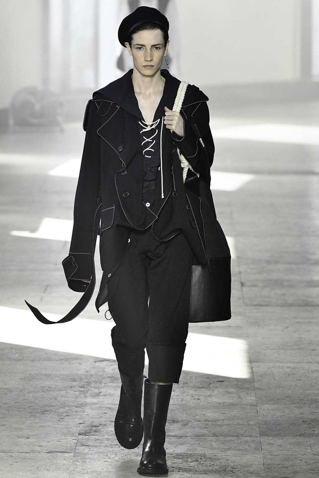 Fashion Week Paris Spring/Summer 2020 look 8 de la collection Ann Demeulemeester menswear