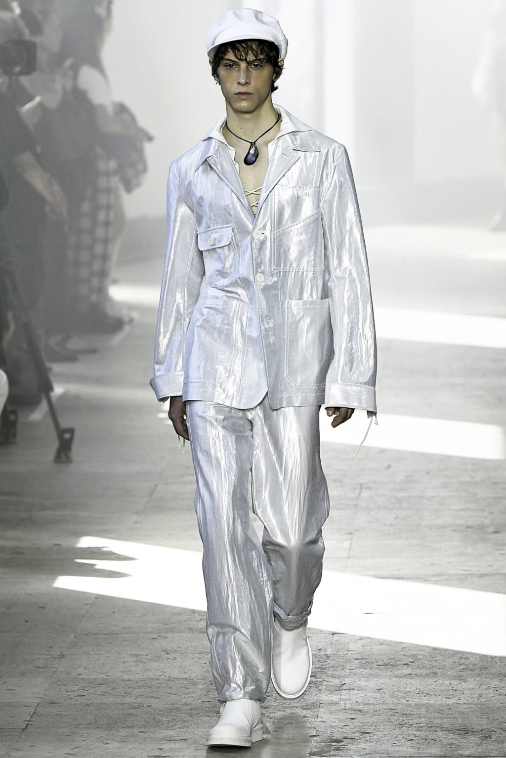 Fashion Week Paris Spring/Summer 2020 look 27 from the Ann Demeulemeester collection menswear