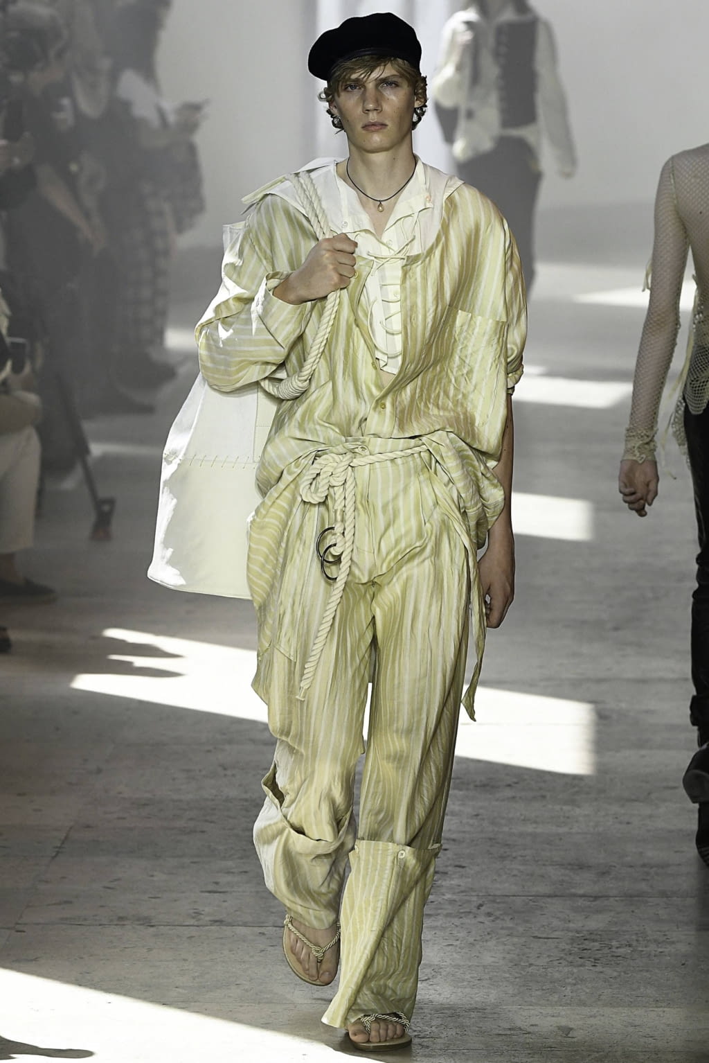 Fashion Week Paris Spring/Summer 2020 look 38 from the Ann Demeulemeester collection menswear