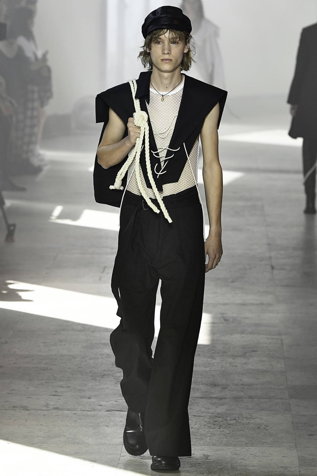 Fashion Week Paris Spring/Summer 2020 look 44 from the Ann Demeulemeester collection menswear