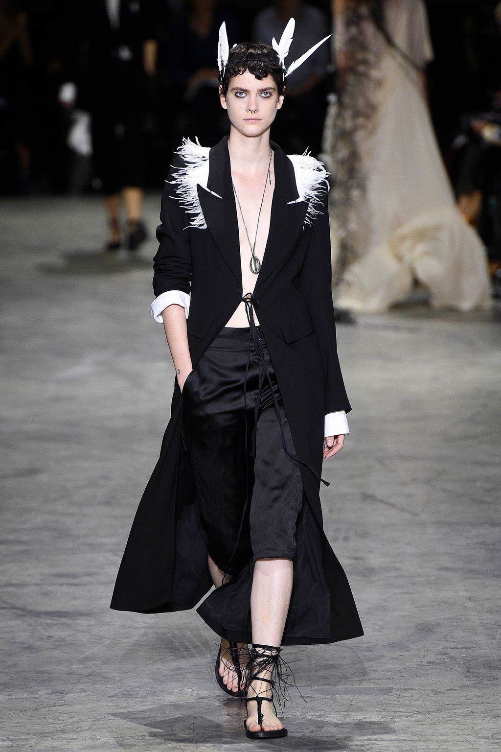 Fashion Week Paris Spring/Summer 2018 look 38 from the Ann Demeulemeester collection womenswear