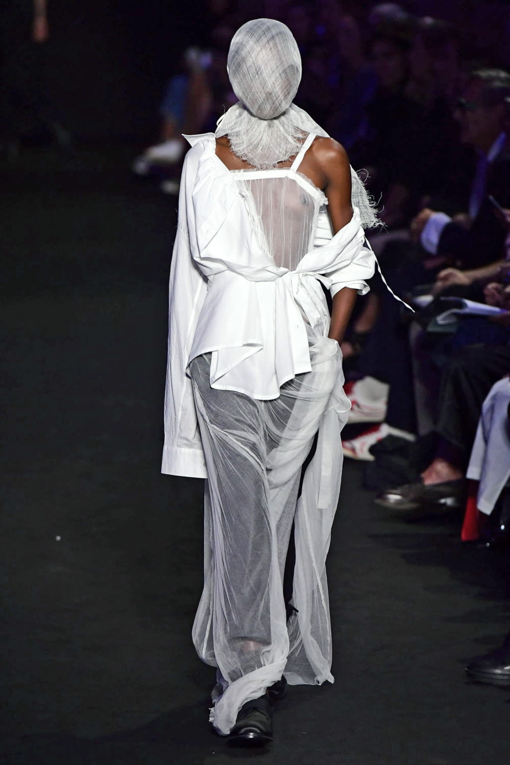 Fashion Week Paris Spring/Summer 2019 look 10 from the Ann Demeulemeester collection womenswear