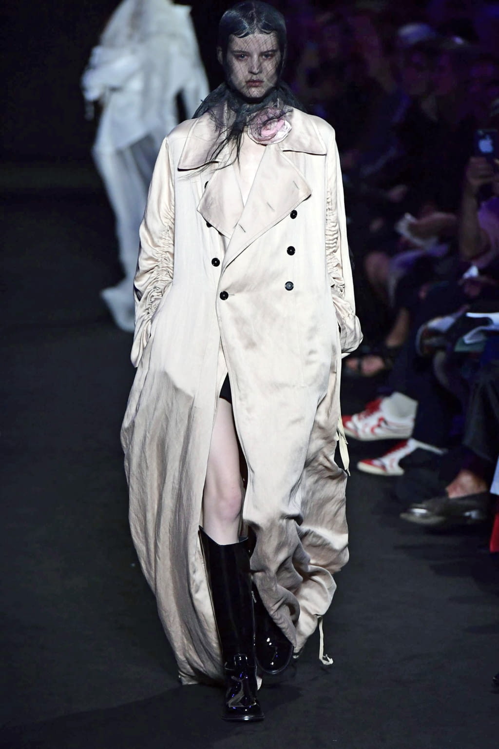 Fashion Week Paris Spring/Summer 2019 look 12 from the Ann Demeulemeester collection 女装