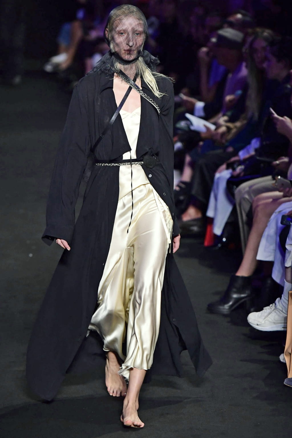 Fashion Week Paris Spring/Summer 2019 look 26 from the Ann Demeulemeester collection 女装