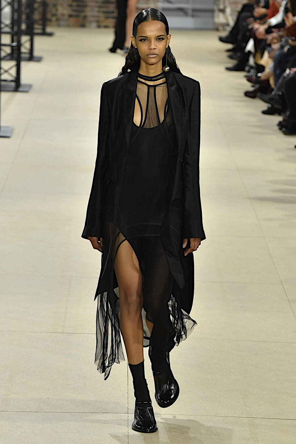 Fashion Week Paris Spring/Summer 2020 look 15 de la collection Ann Demeulemeester womenswear