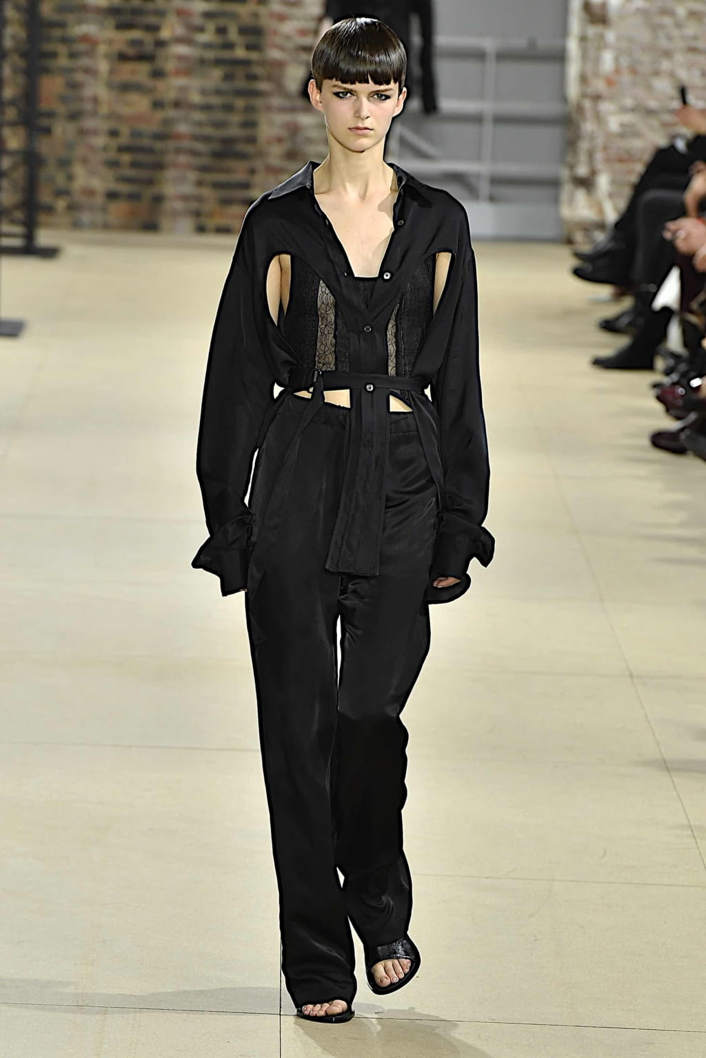 Fashion Week Paris Spring/Summer 2020 look 27 from the Ann Demeulemeester collection womenswear