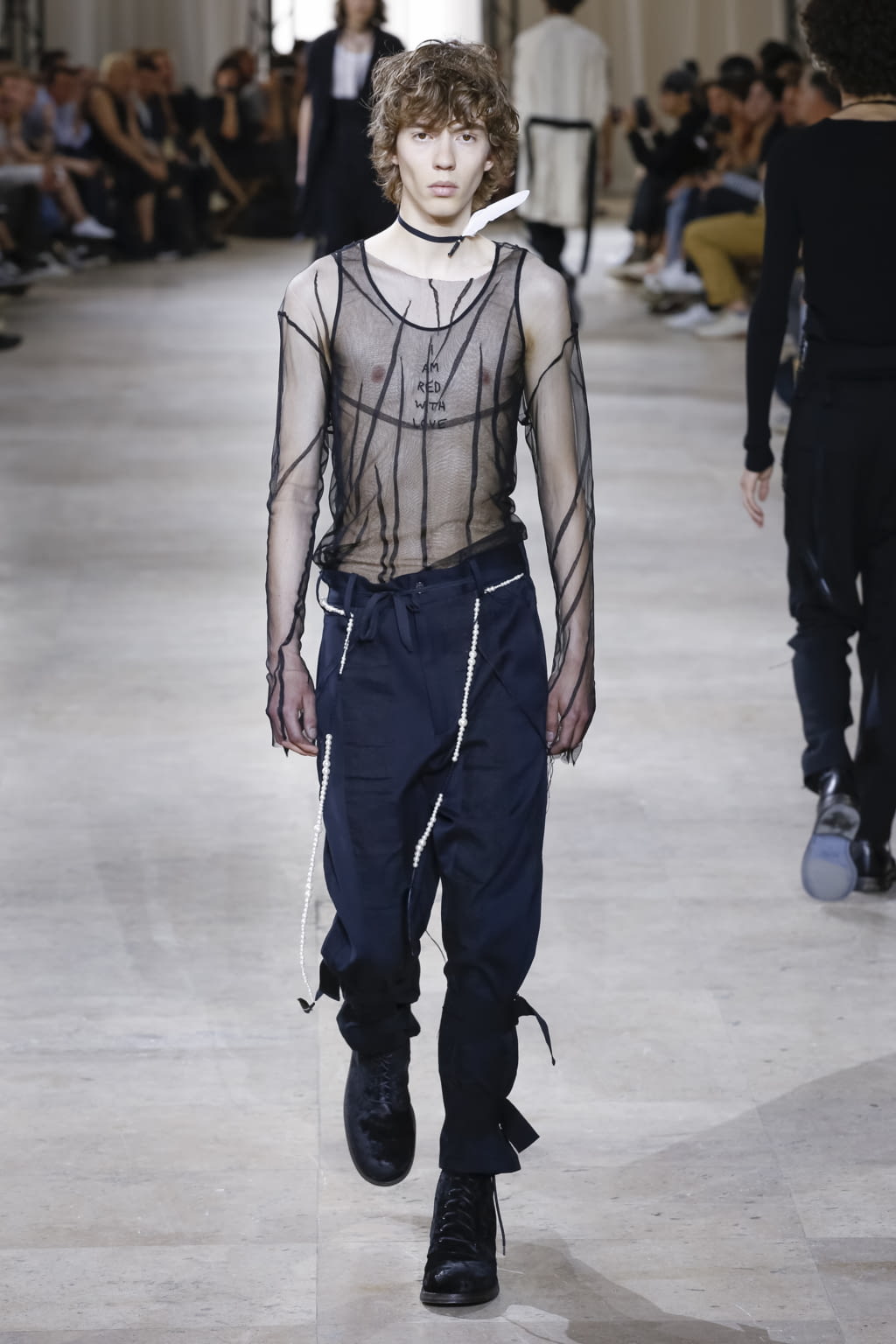 Fashion Week Paris Spring/Summer 2017 look 8 from the Ann Demeulemeester collection 男装
