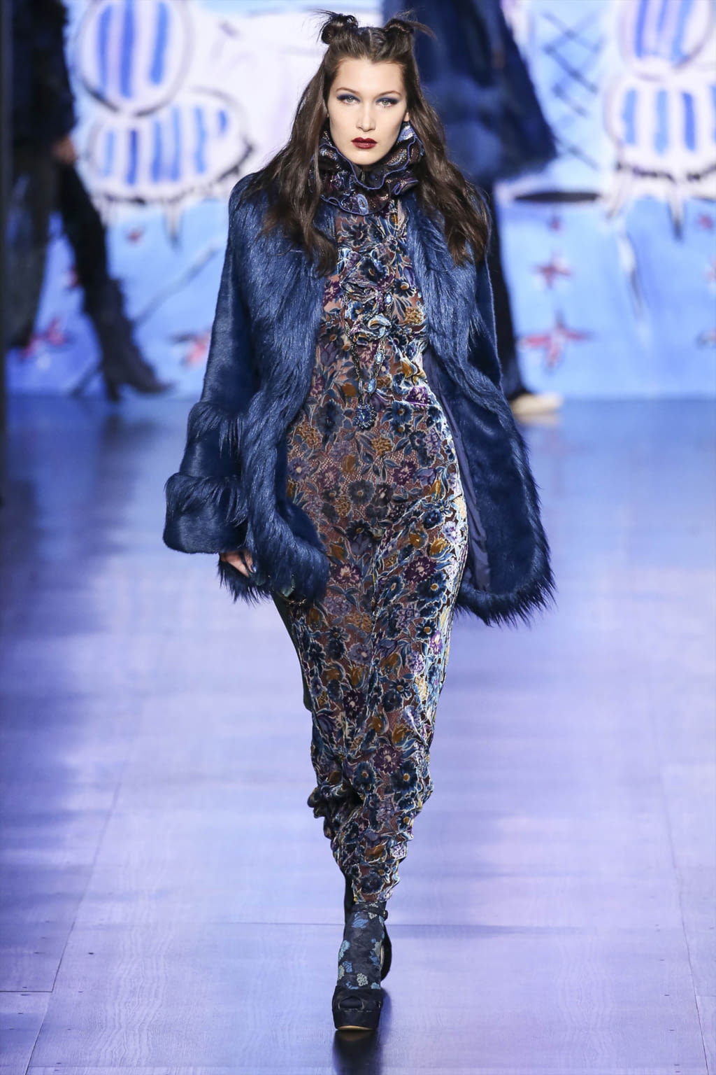 Fashion Week New York Fall/Winter 2017 look 4 from the Anna Sui collection womenswear