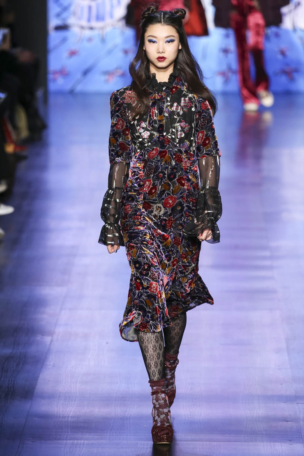 Fashion Week New York Fall/Winter 2017 look 9 from the Anna Sui collection 女装
