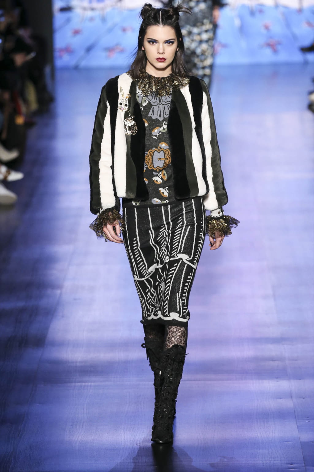 Fashion Week New York Fall/Winter 2017 look 16 from the Anna Sui collection womenswear