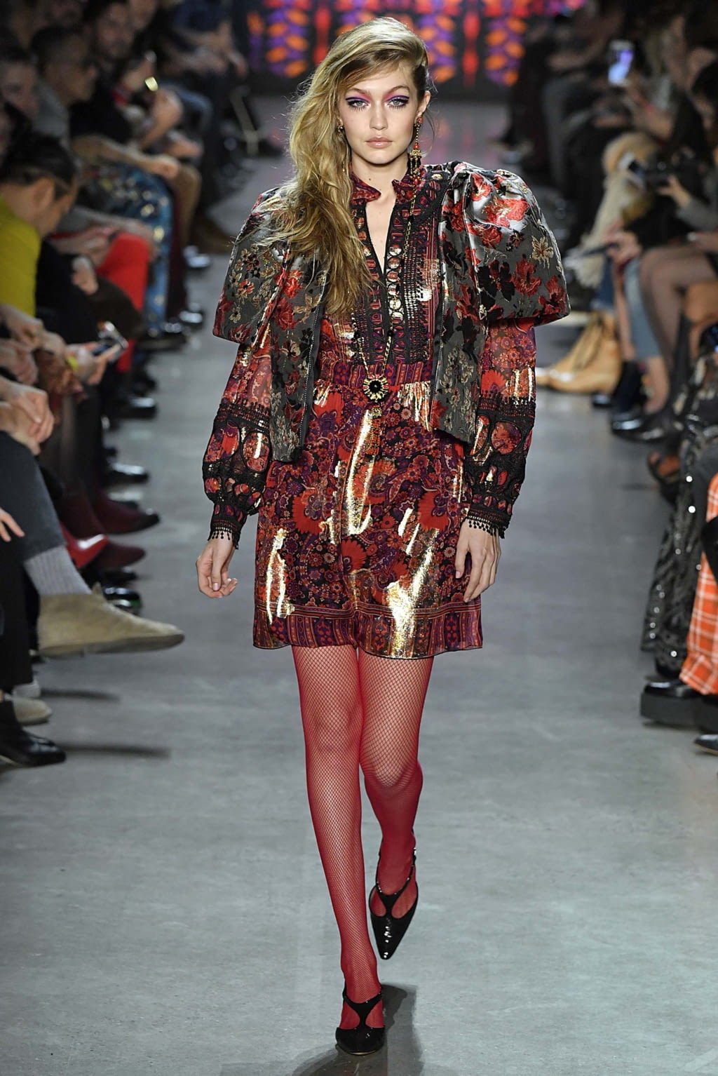 Fashion Week New York Fall/Winter 2018 look 1 from the Anna Sui collection womenswear