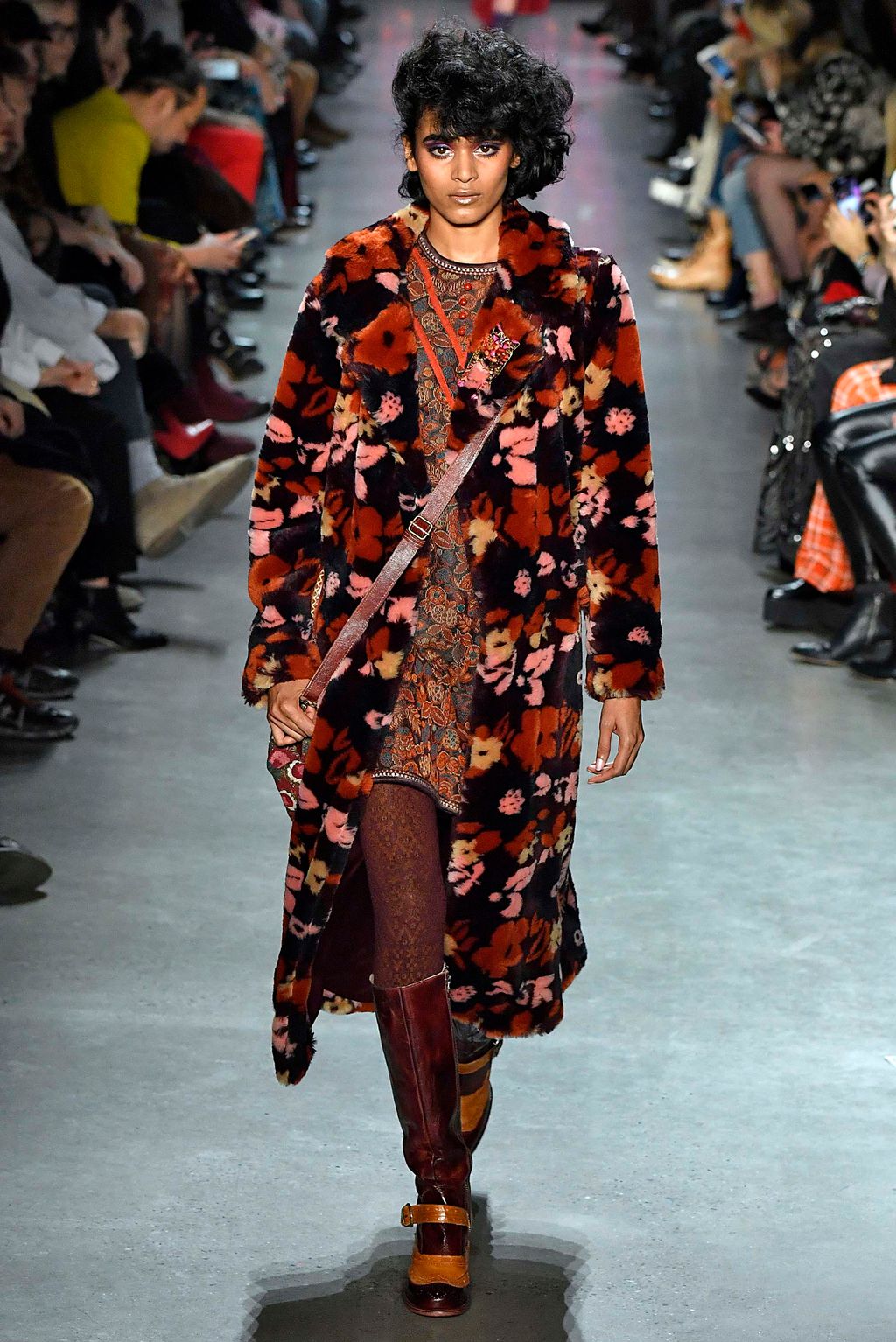 Fashion Week New York Fall/Winter 2018 look 26 from the Anna Sui collection 女装