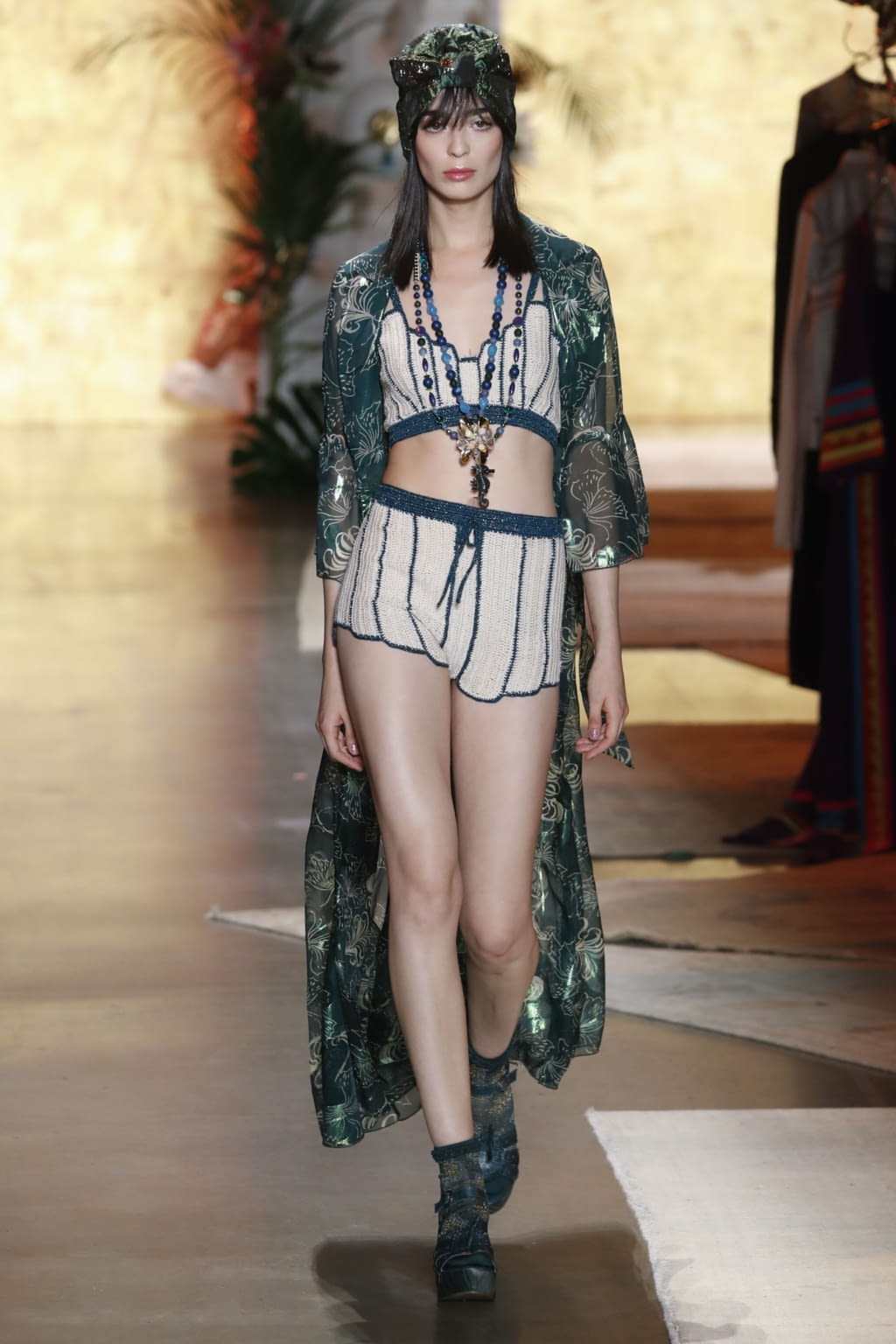 Fashion Week New York Spring/Summer 2019 look 17 de la collection Anna Sui womenswear