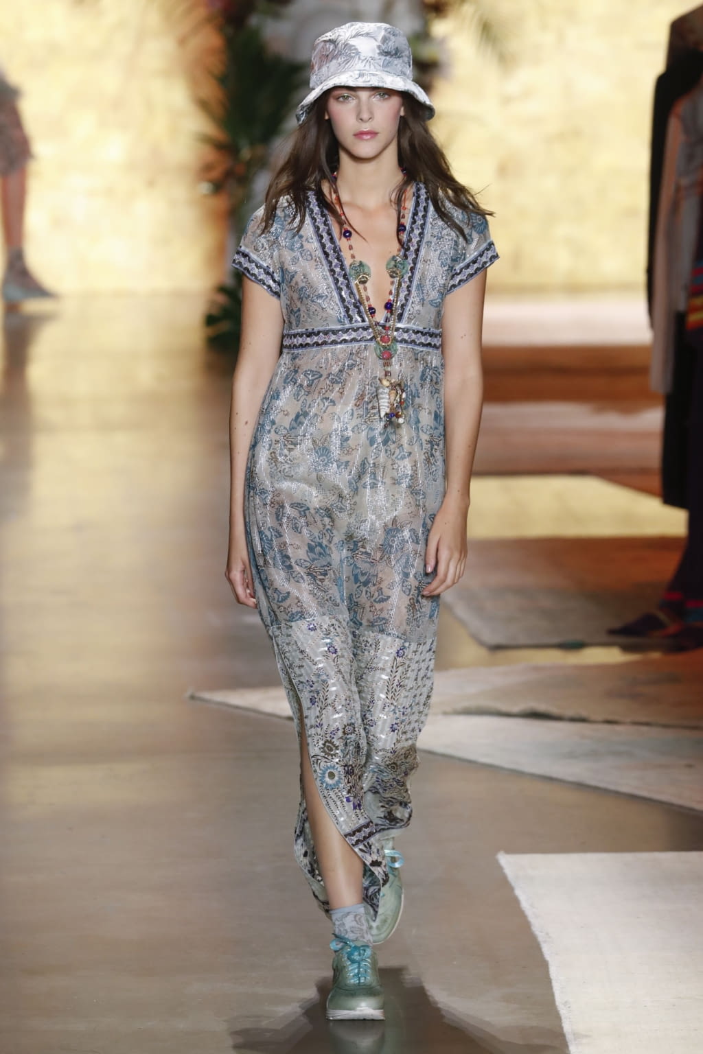Fashion Week New York Spring/Summer 2019 look 23 de la collection Anna Sui womenswear