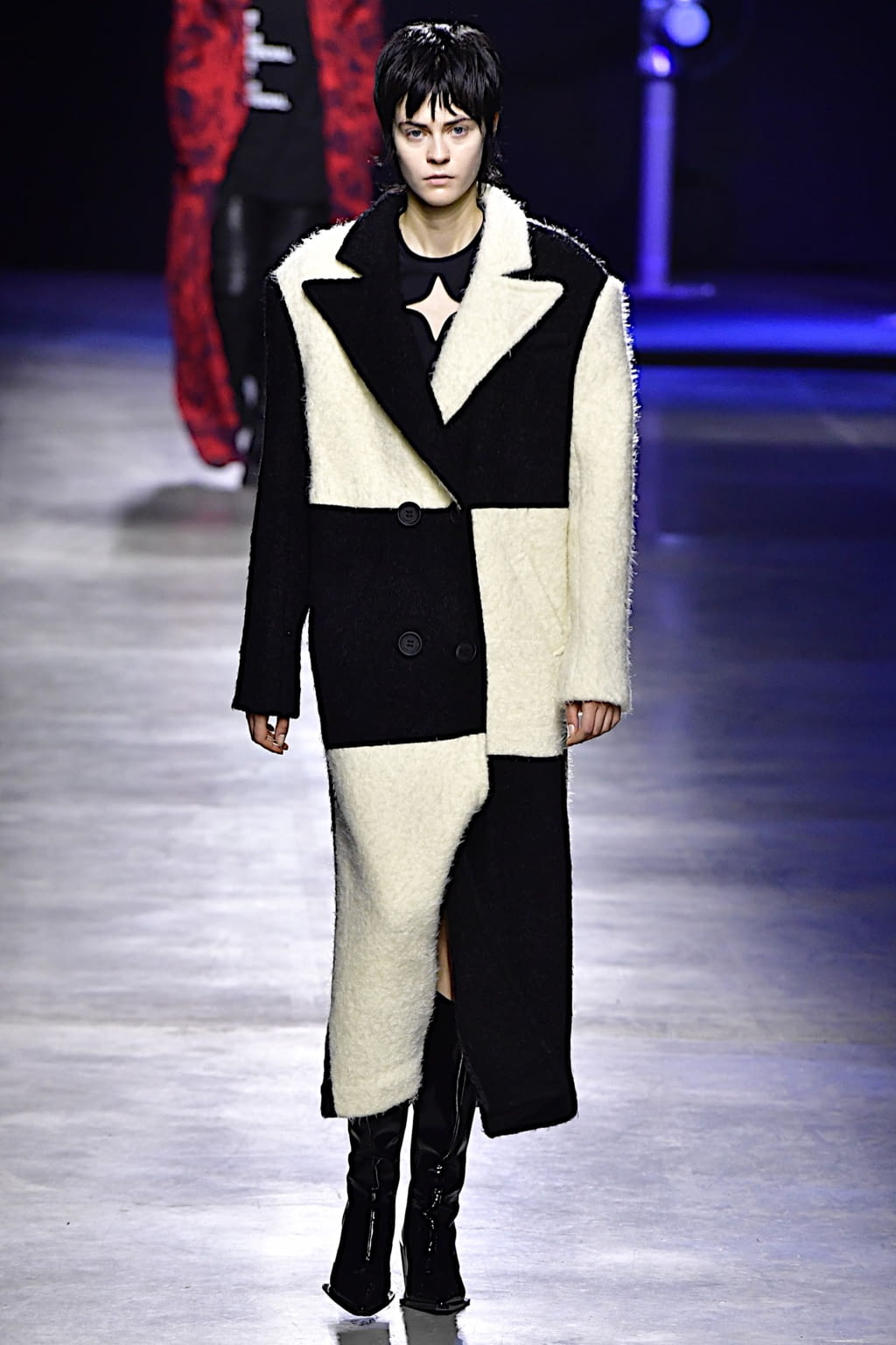 Fashion Week Milan Fall/Winter 2022 look 30 from the Annakiki collection womenswear