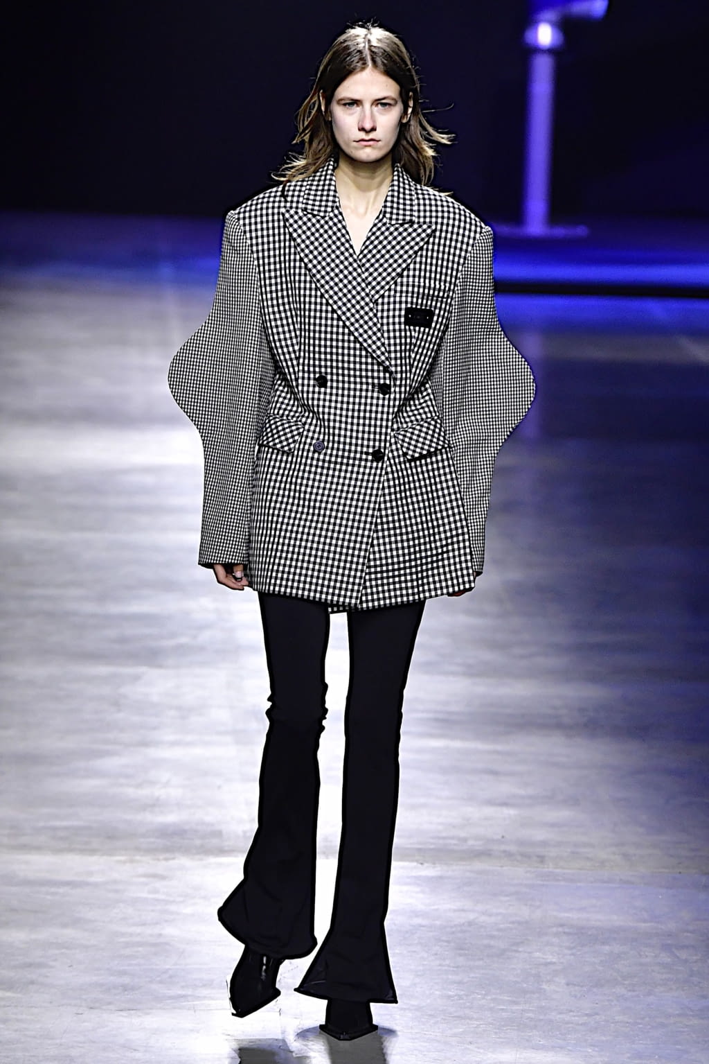 Fashion Week Milan Fall/Winter 2022 look 37 from the Annakiki collection 女装