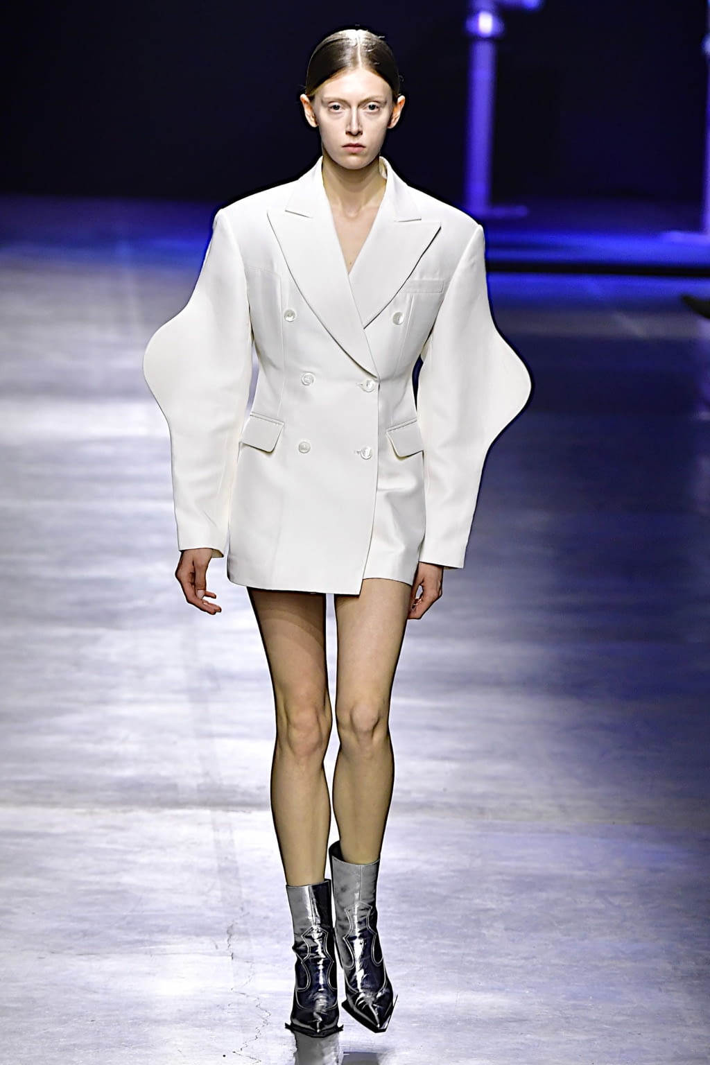 Fashion Week Milan Fall/Winter 2022 look 40 from the Annakiki collection womenswear