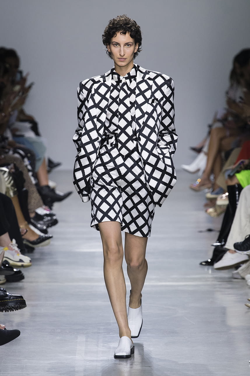 Fashion Week Milan Spring/Summer 2020 look 12 from the Annakiki collection 女装