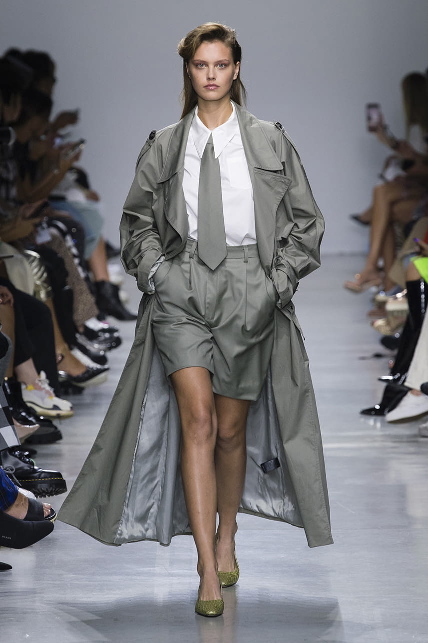 Fashion Week Milan Spring/Summer 2020 look 16 from the Annakiki collection 女装