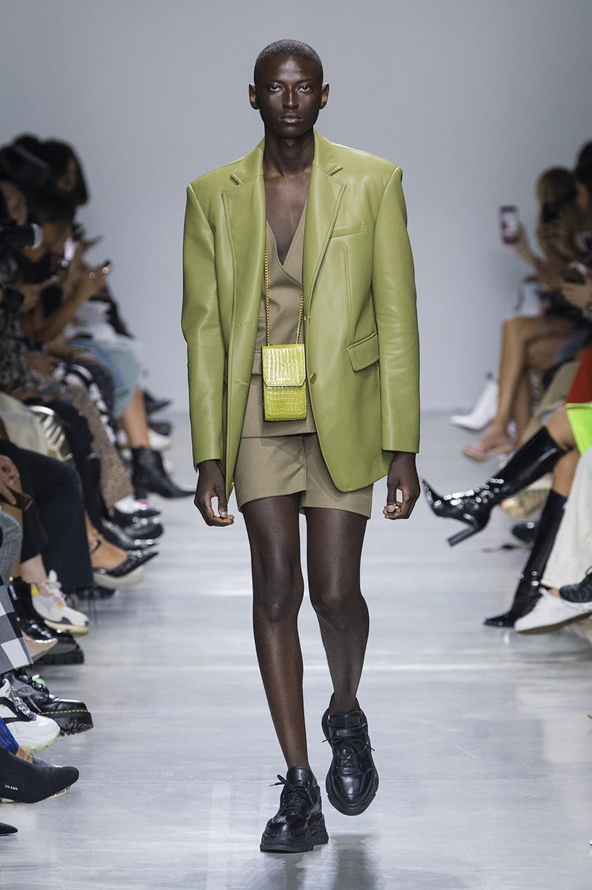 Fashion Week Milan Spring/Summer 2020 look 19 from the Annakiki collection 女装