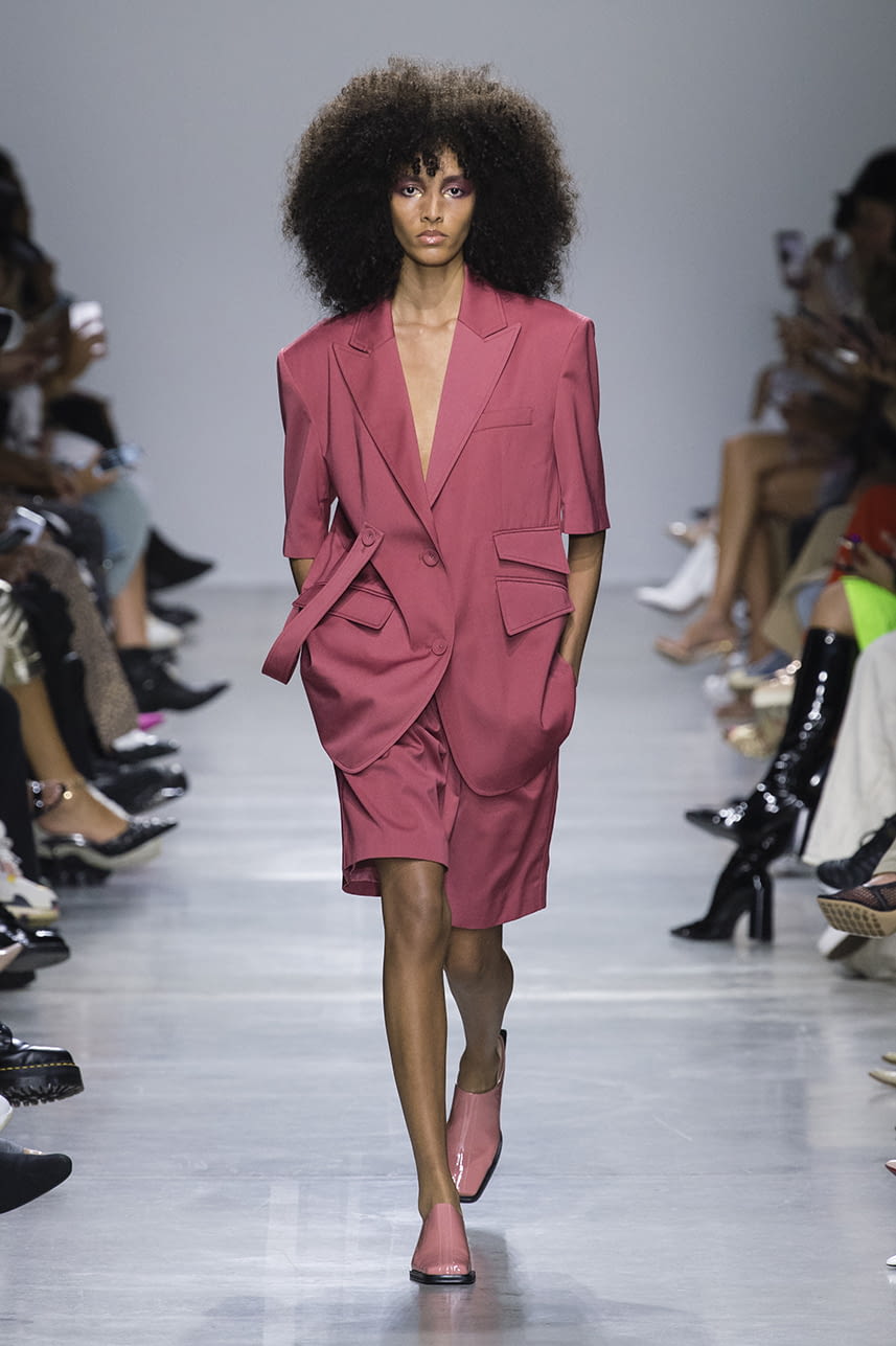 Fashion Week Milan Spring/Summer 2020 look 27 from the Annakiki collection 女装