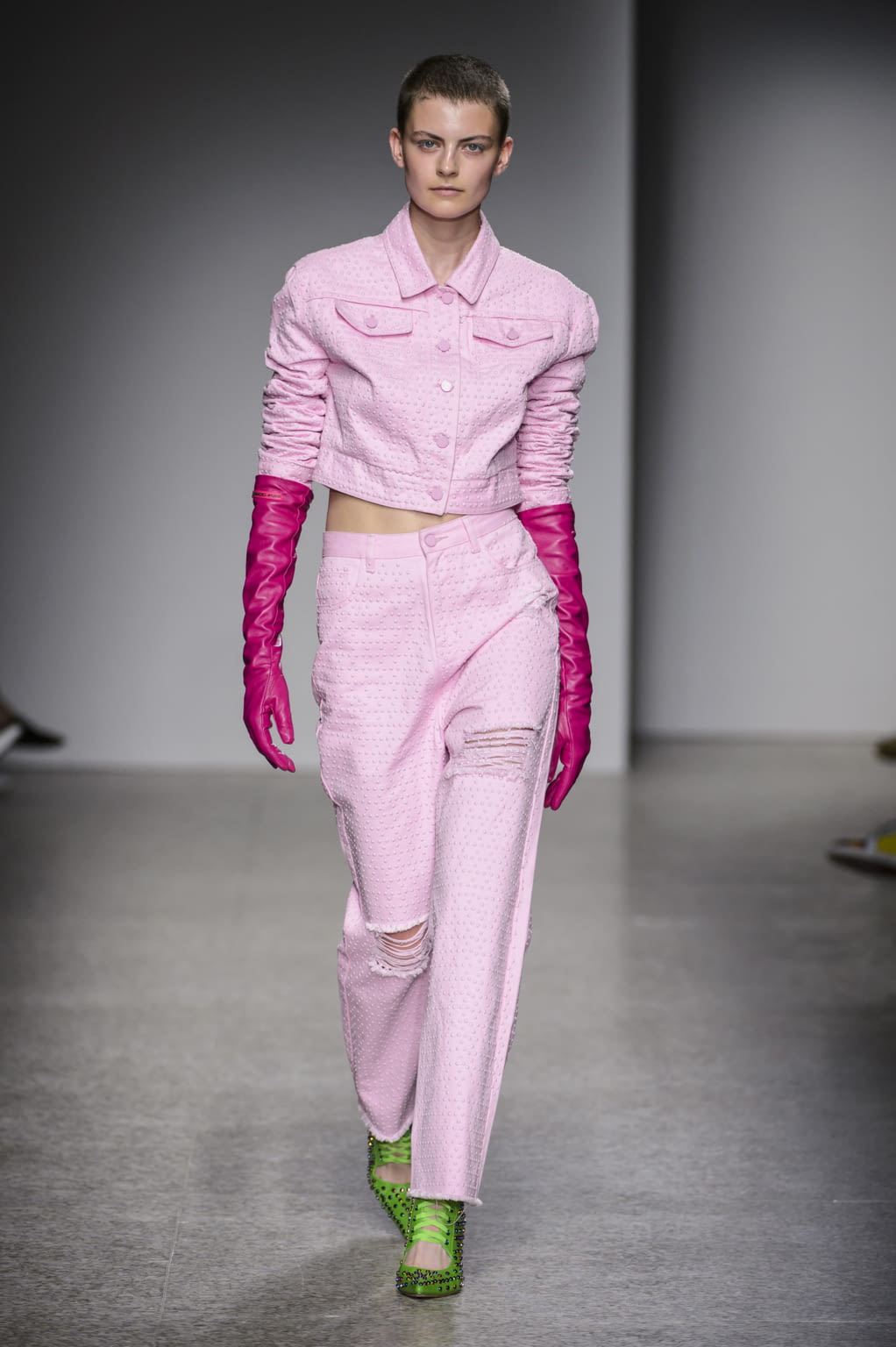 Fashion Week Milan Spring/Summer 2019 look 7 from the Annakiki collection 女装