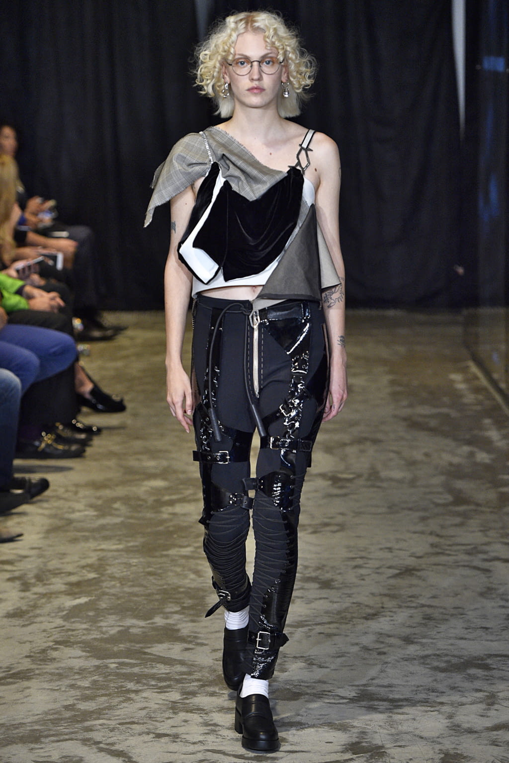 Fashion Week Paris Spring/Summer 2017 look 10 de la collection Anne Sofie Madsen womenswear