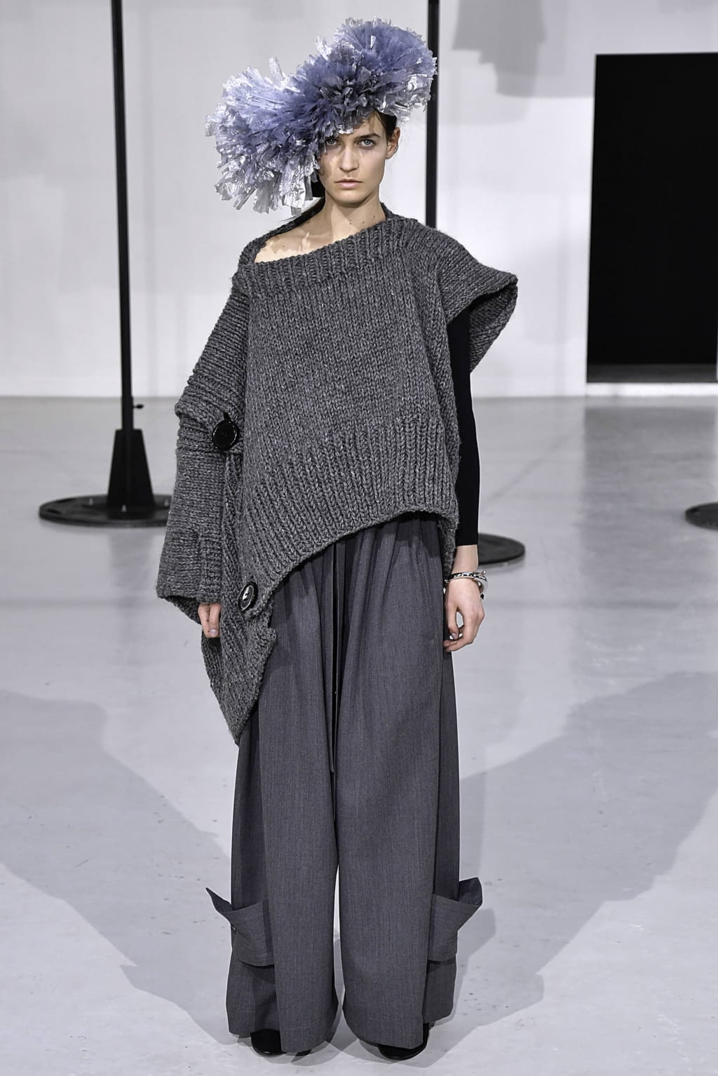 Fashion Week Paris Fall/Winter 2019 look 20 from the Anrealage collection womenswear