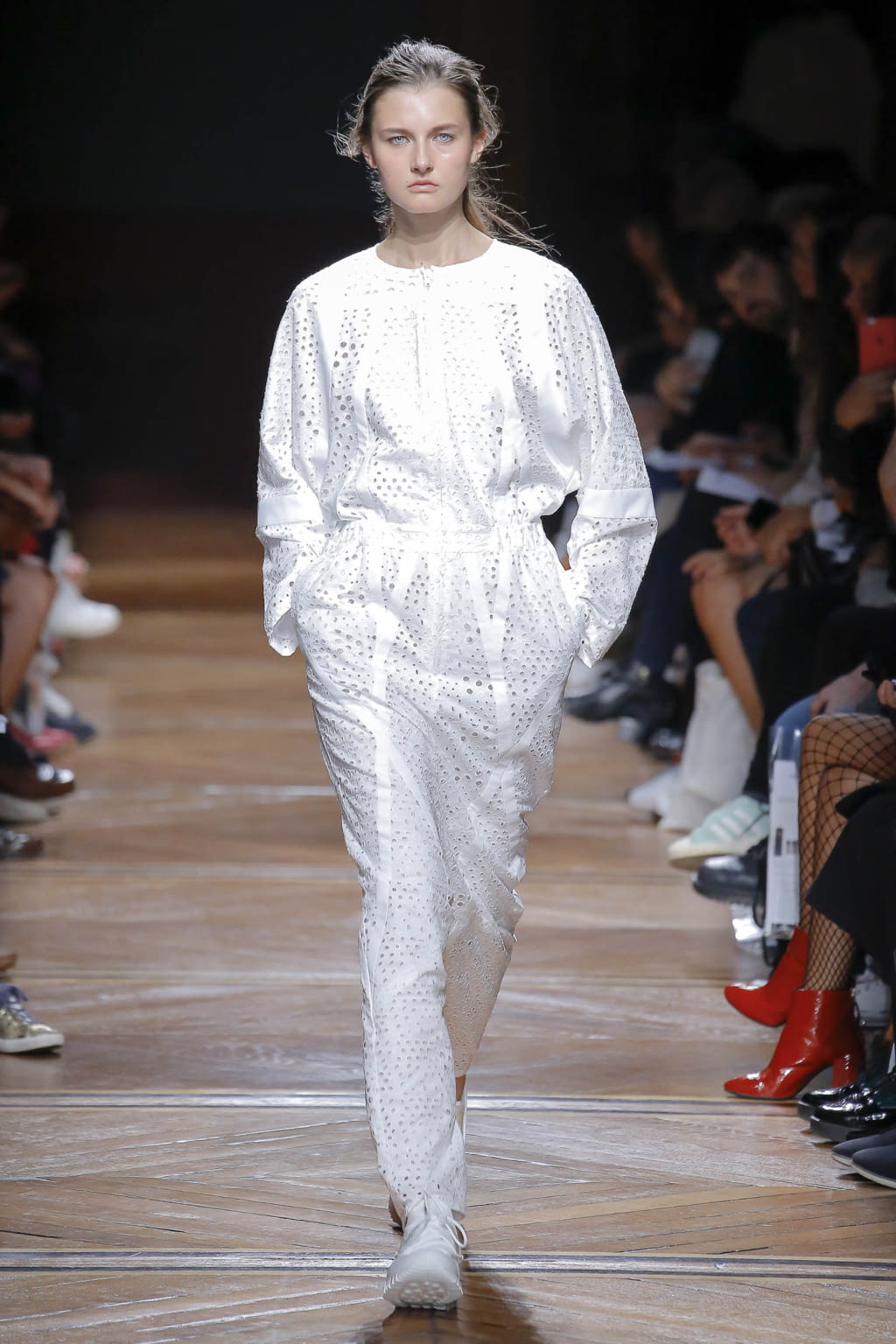 Fashion Week Paris Spring/Summer 2018 look 15 from the Anrealage collection womenswear