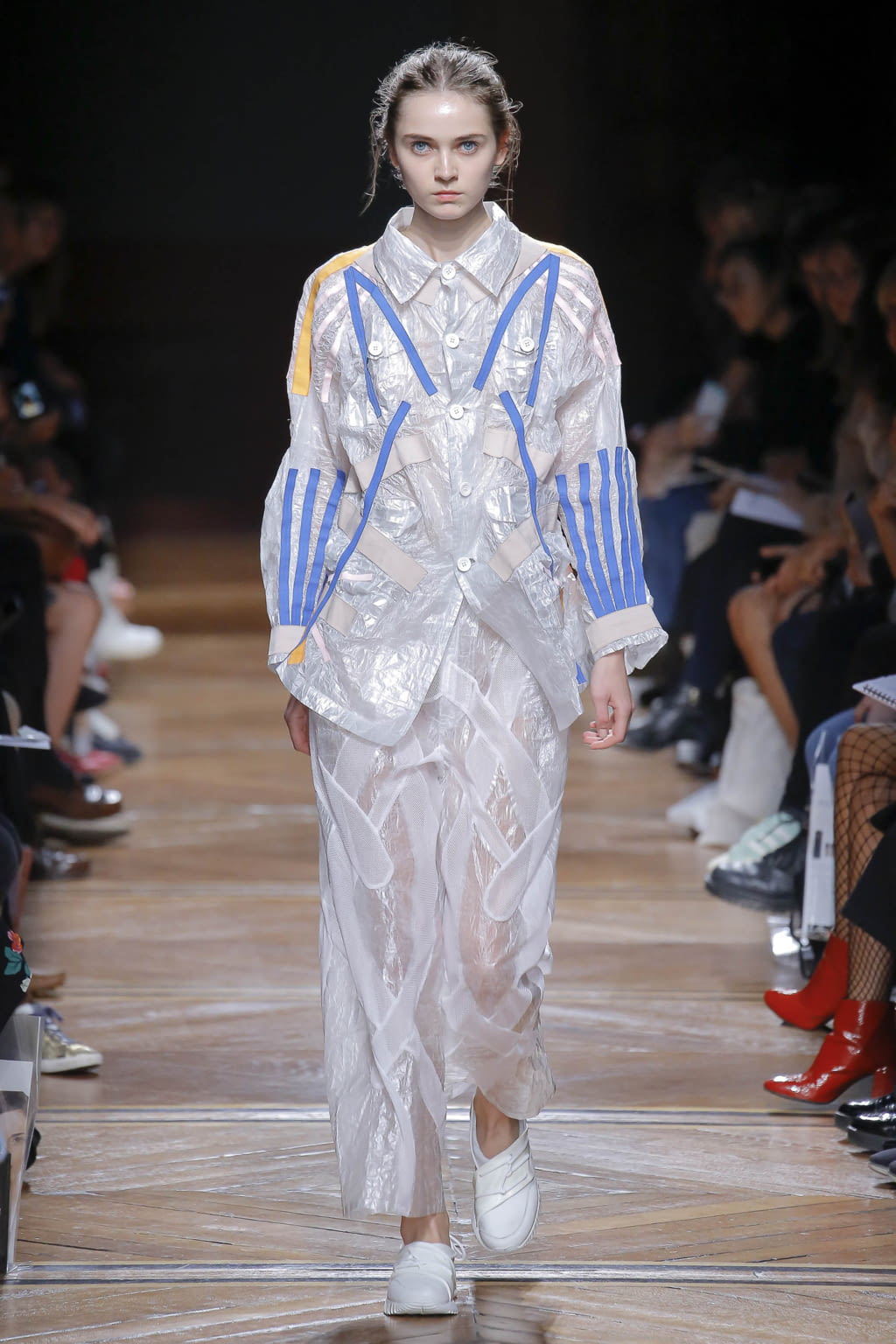 Fashion Week Paris Spring/Summer 2018 look 18 from the Anrealage collection womenswear