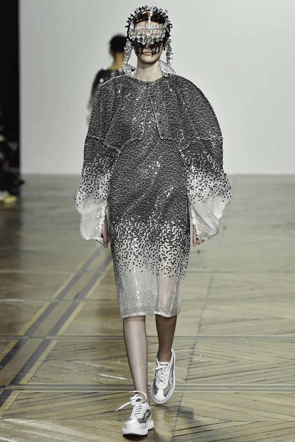 Fashion Week Paris Spring/Summer 2019 look 14 from the Anrealage collection 女装