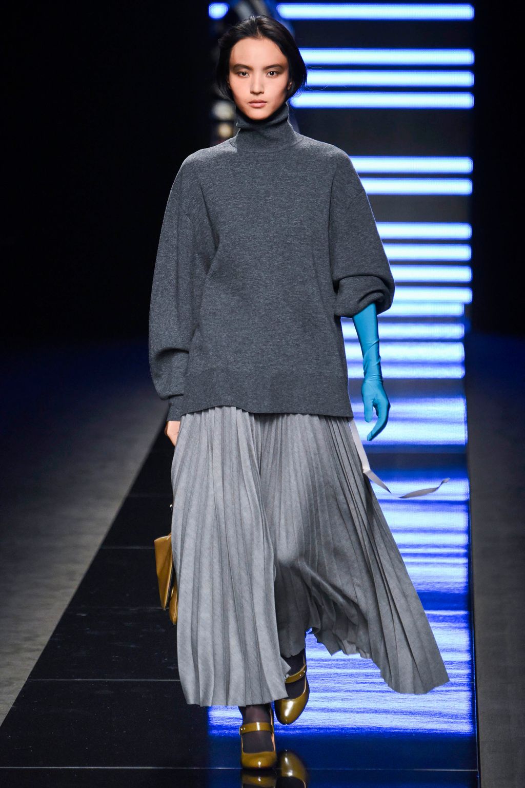 Fashion Week Milan Fall/Winter 2017 look 14 from the Anteprima collection womenswear