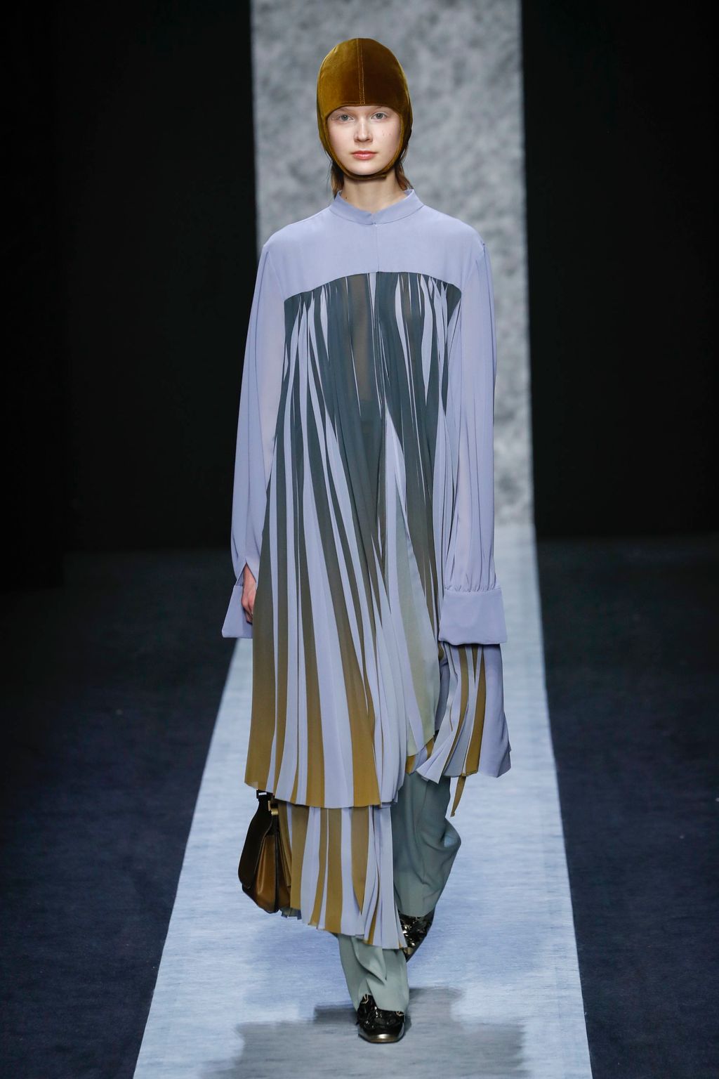 Fashion Week Milan Fall/Winter 2020 look 10 de la collection Anteprima womenswear